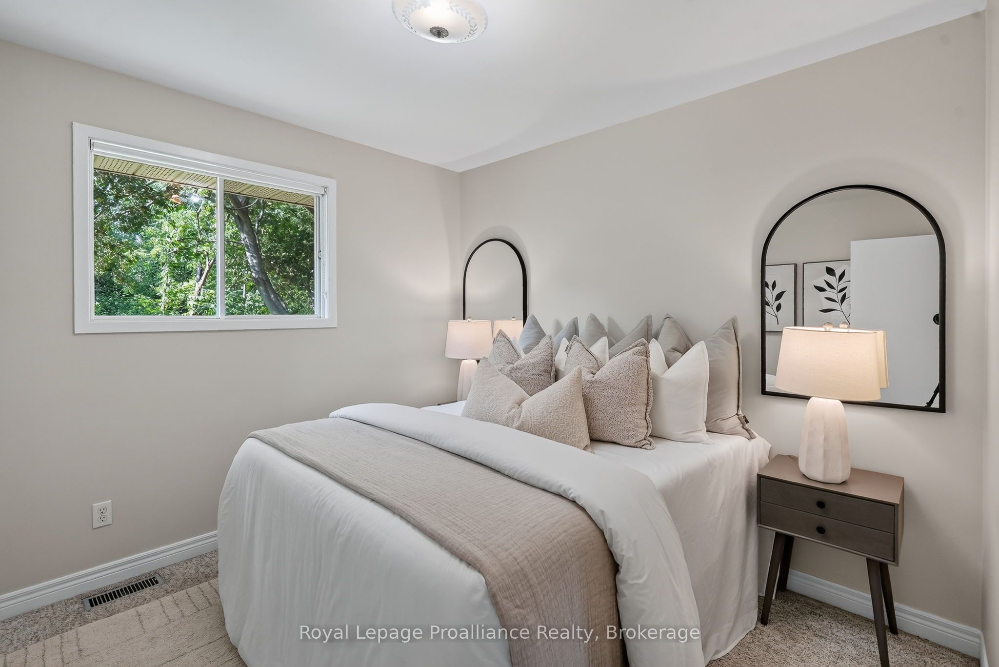 70 Simpson Street Property Photo 16