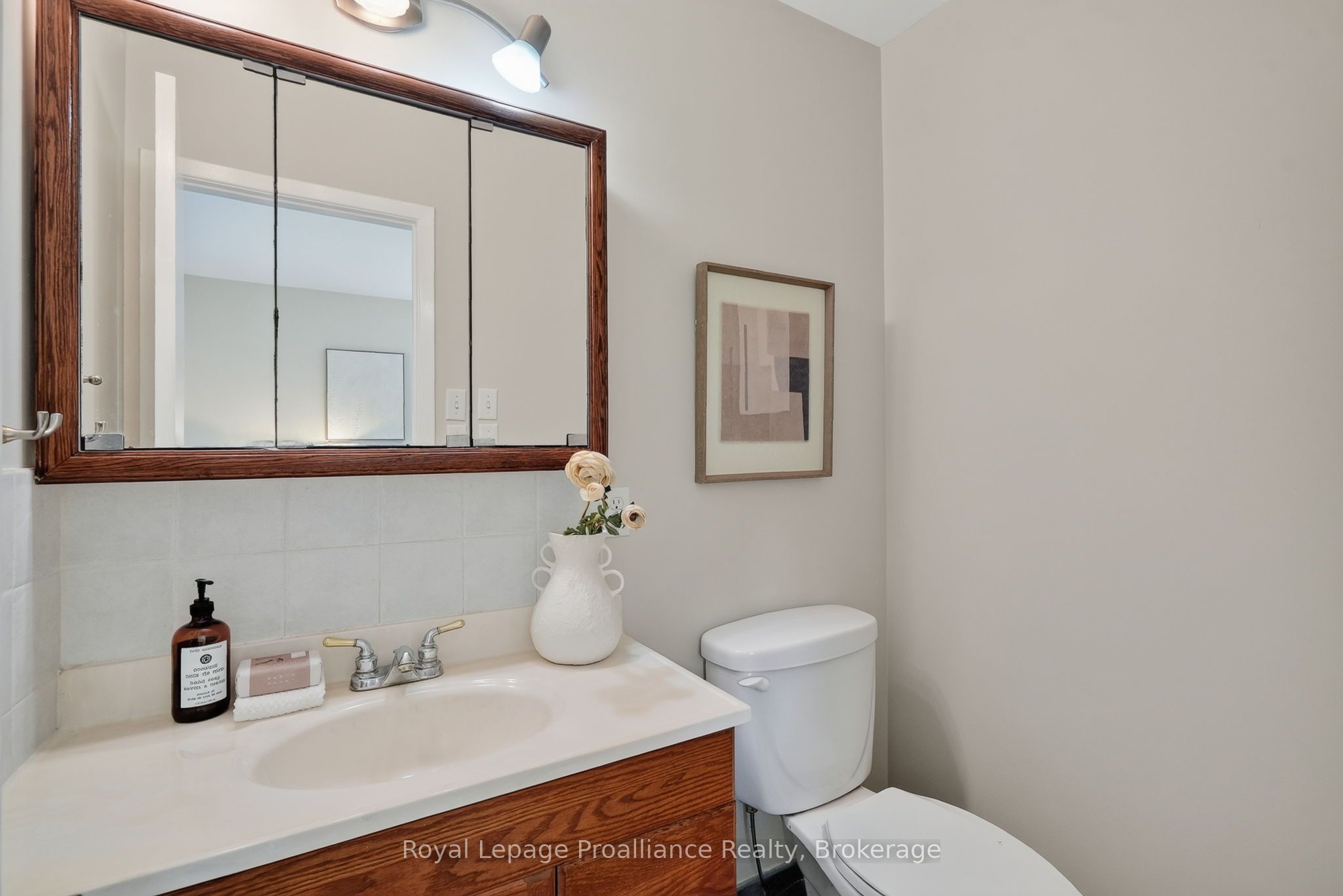 70 Simpson Street Property Photo 23