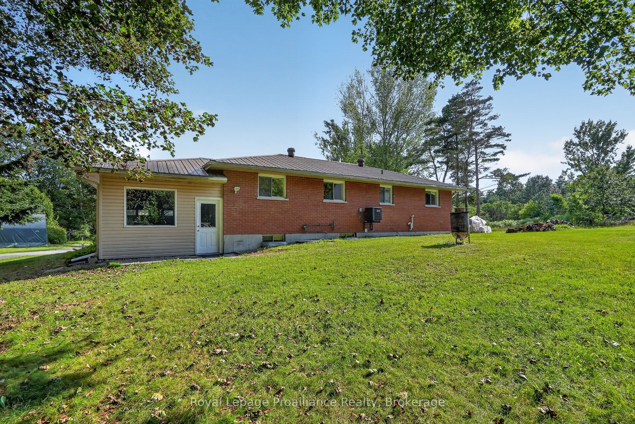 70 Simpson Street Property Photo 29