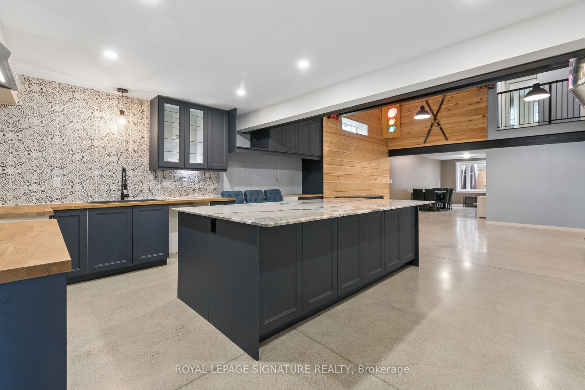 24 Davidson Street Property Photo 3