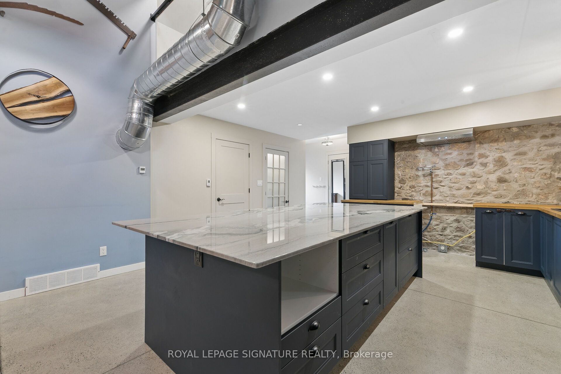 24 Davidson Street Property Photo 6
