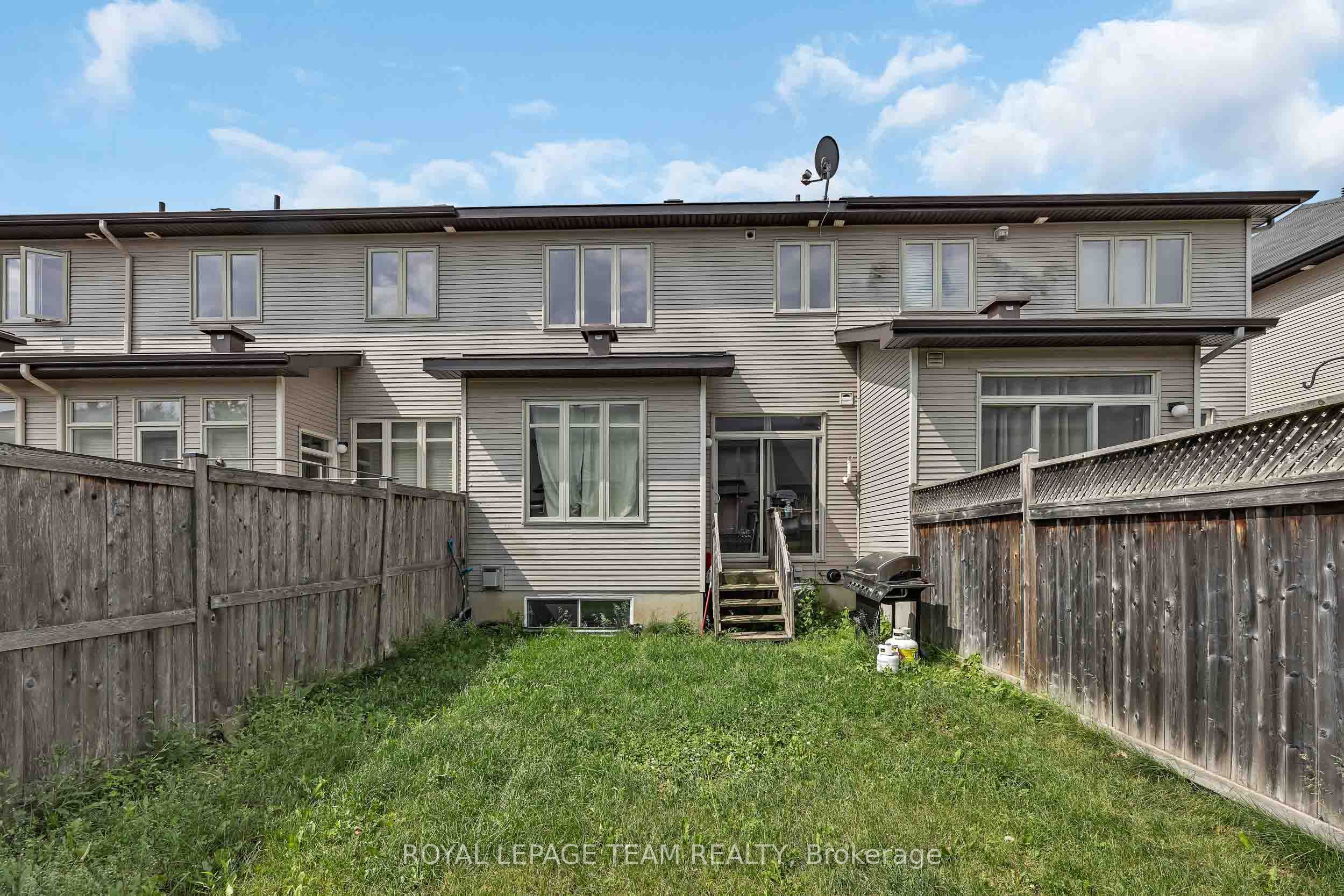 415 Arncliffe Avenue Property Photo 11