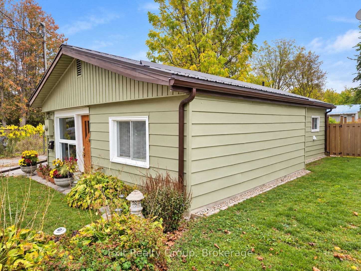 127 Leopold Street Property Photo 1