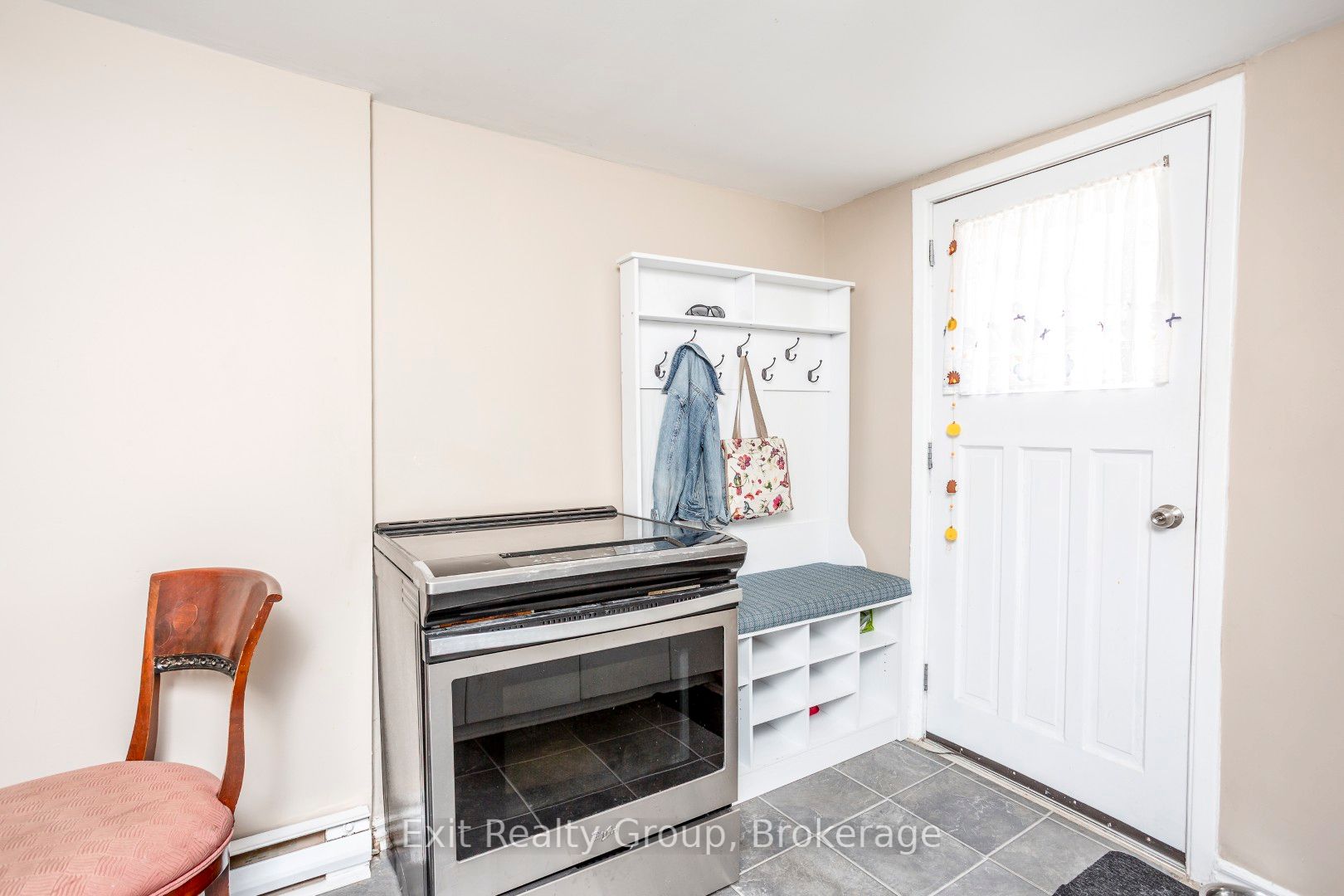 127 Leopold Street Property Photo 15