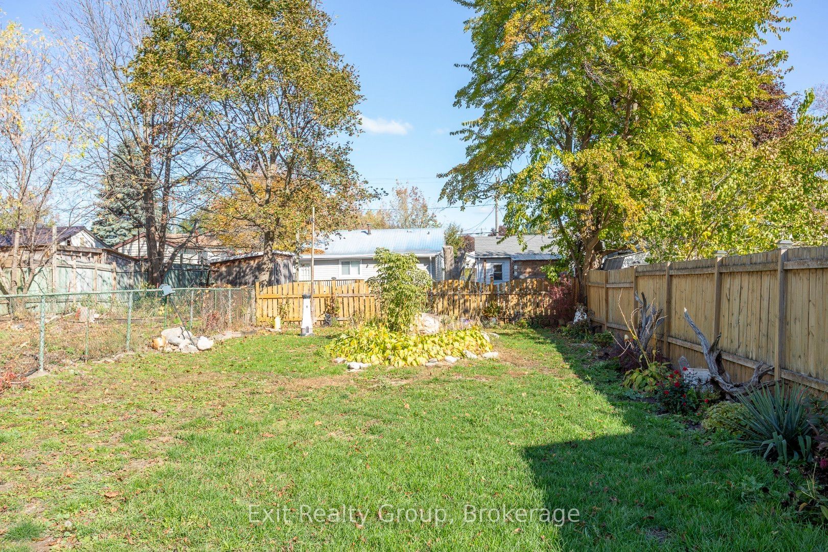 127 Leopold Street Property Photo 38