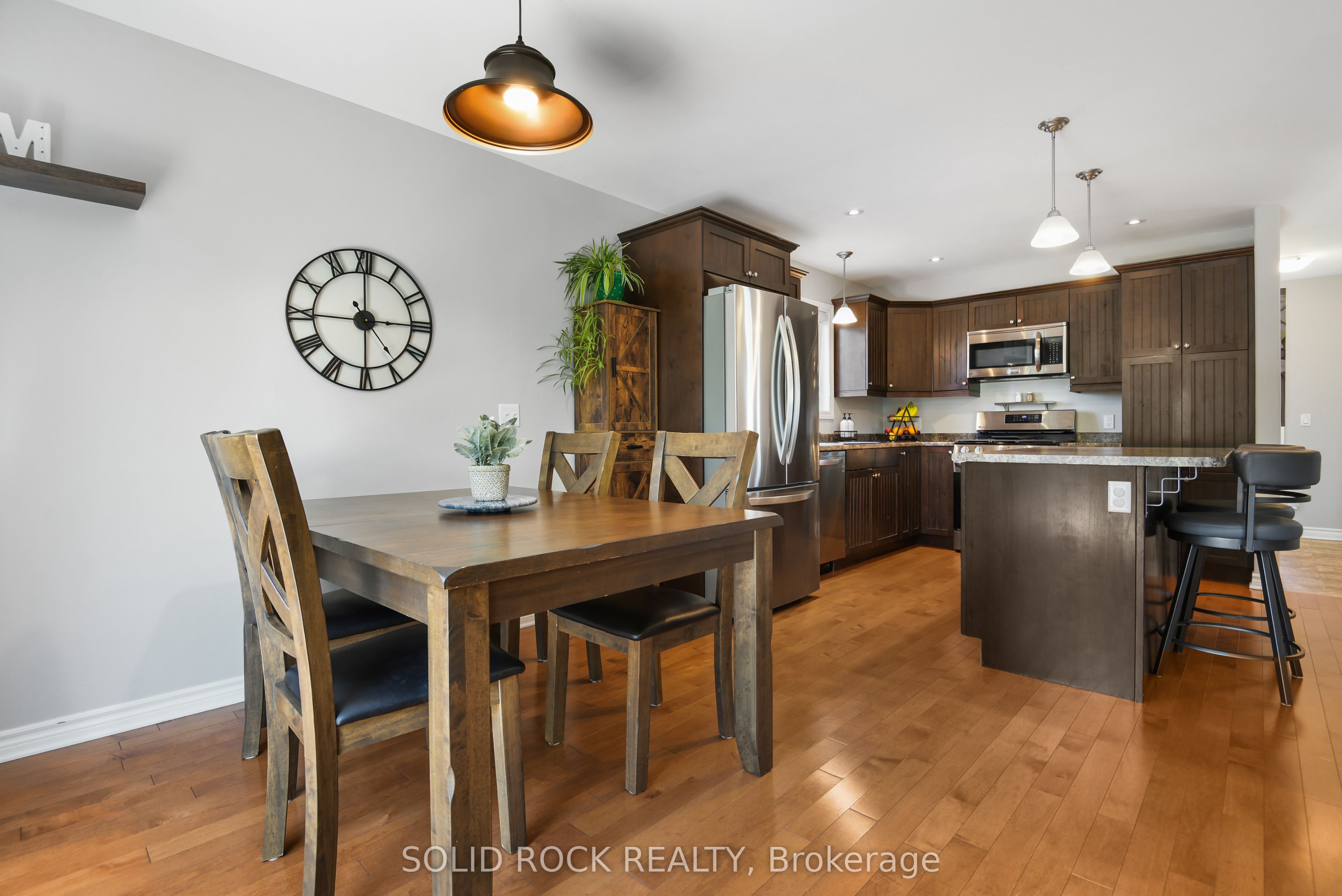 55 Woodward Street Property Photo 8