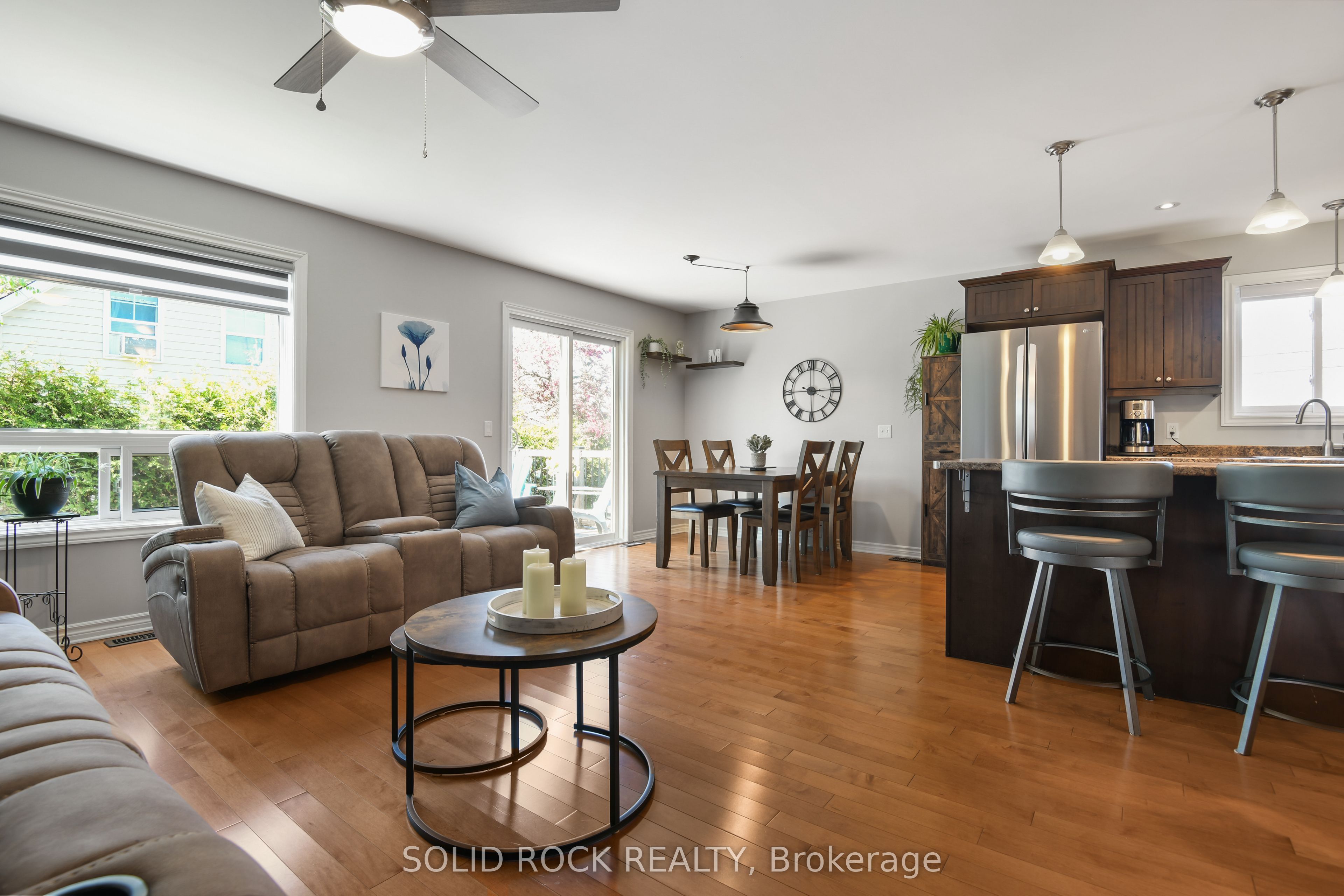 55 Woodward Street Property Photo 11