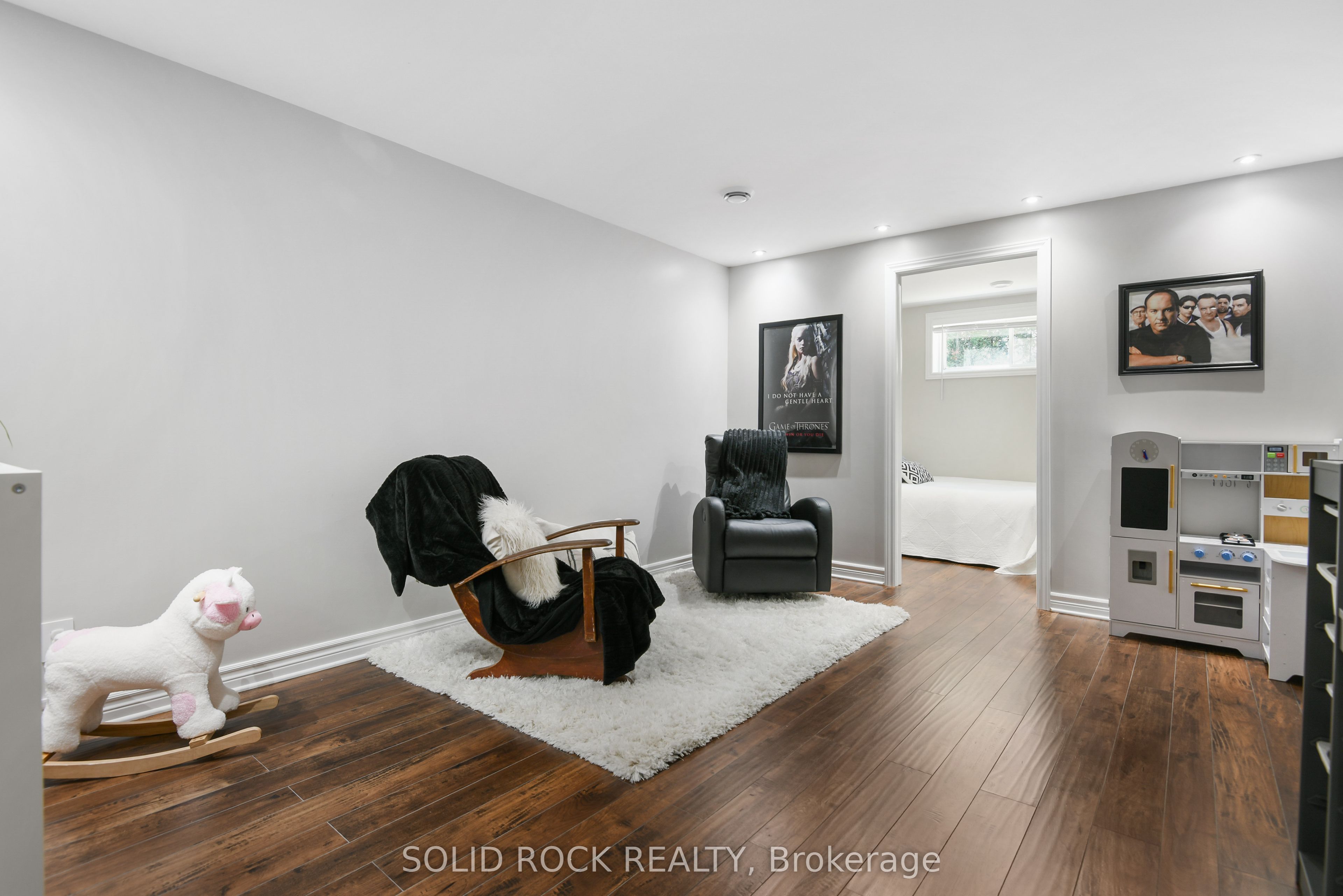 55 Woodward Street Property Photo 21