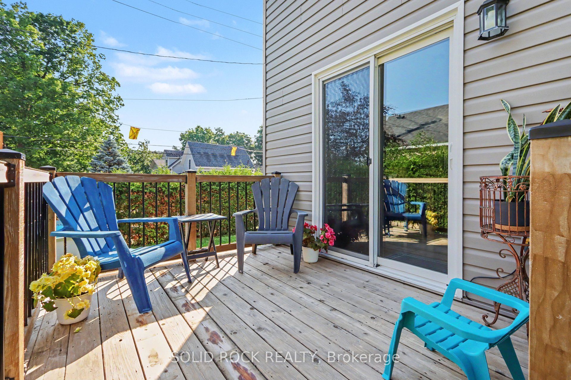 55 Woodward Street Property Photo 27