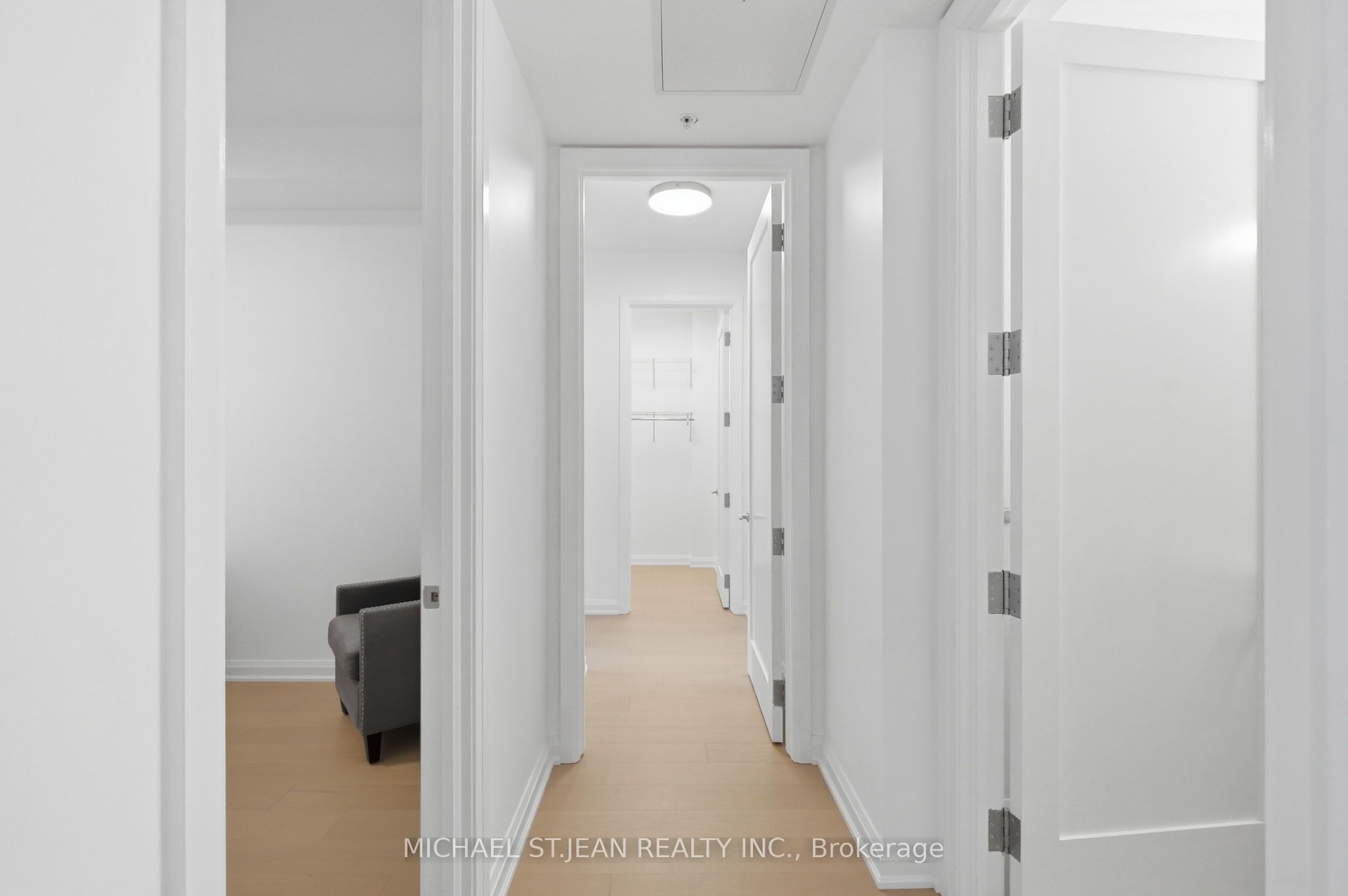 112 King Street E 909 Property Photo 20