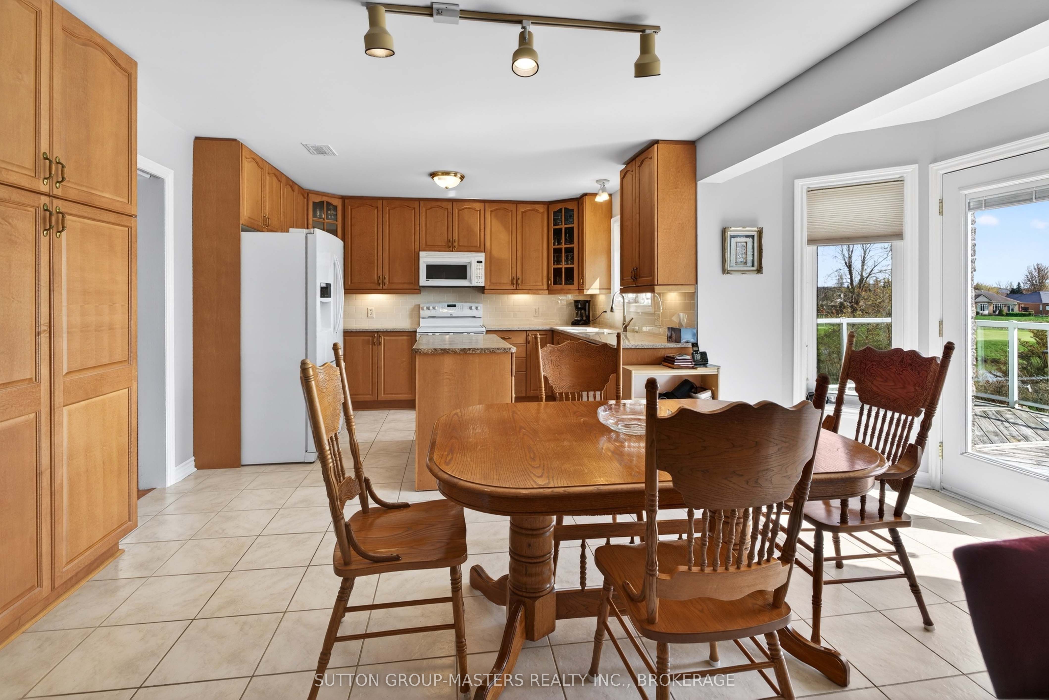 36 Glenora Drive Property Photo 11