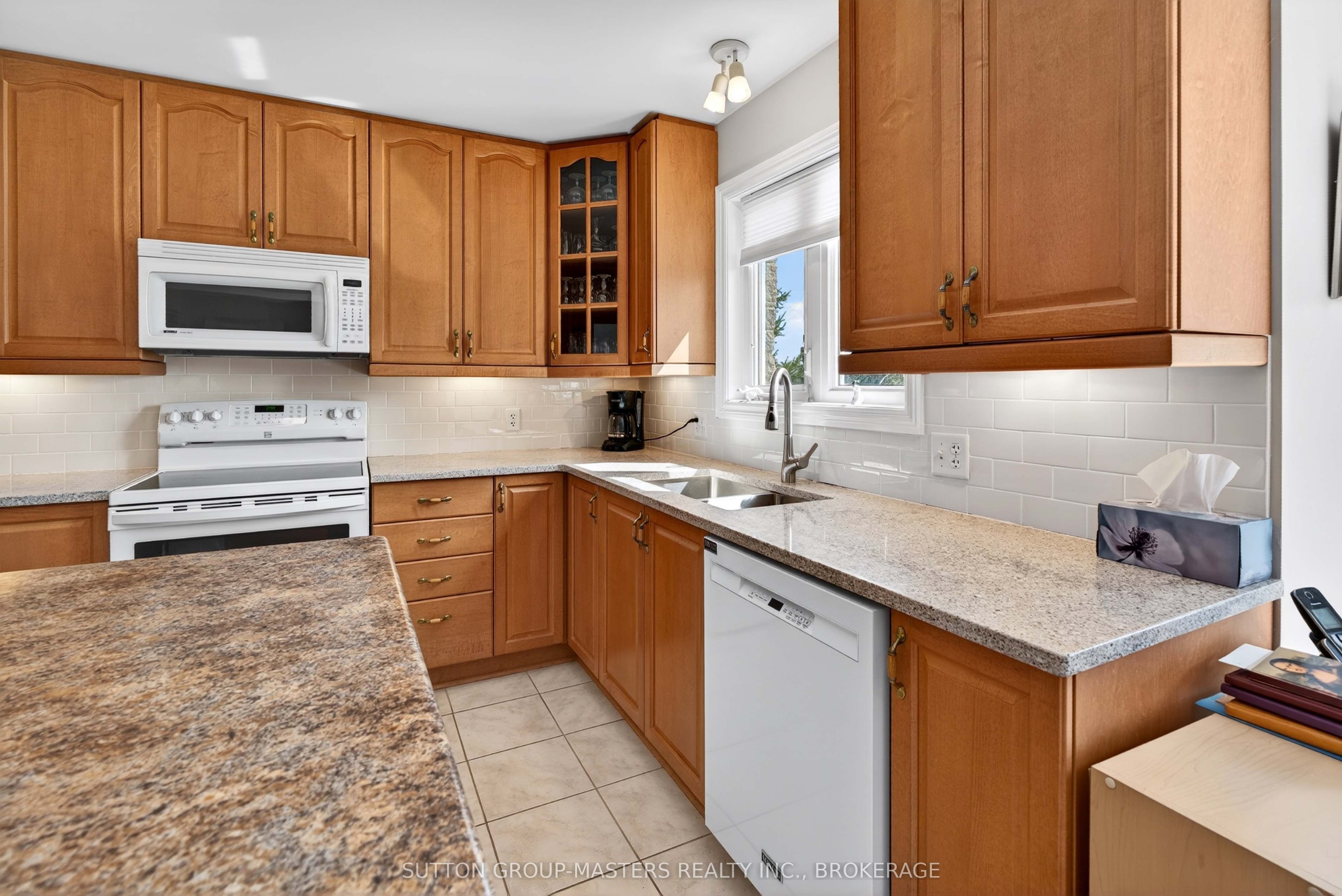 36 Glenora Drive Property Photo 12