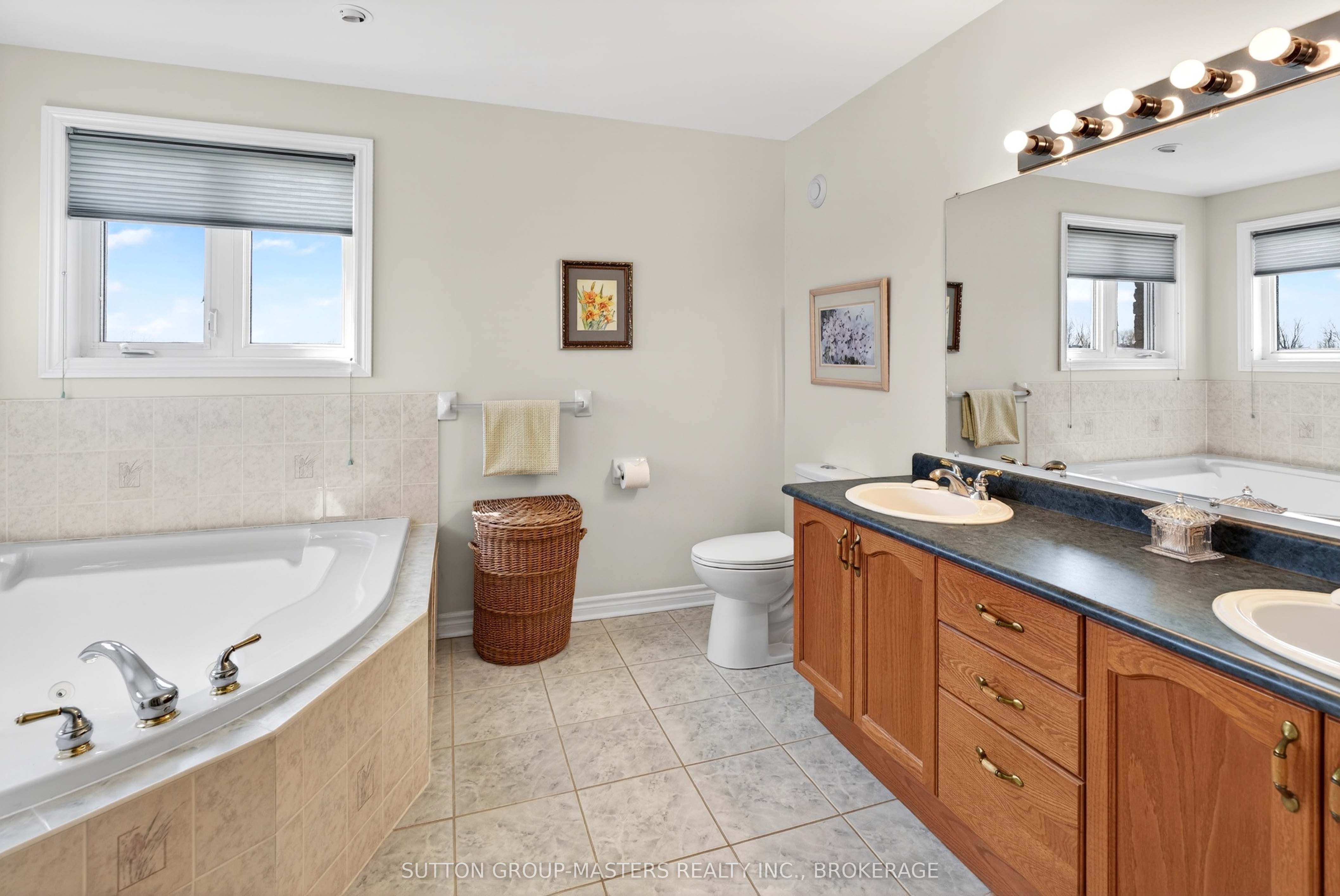 36 Glenora Drive Property Photo 27