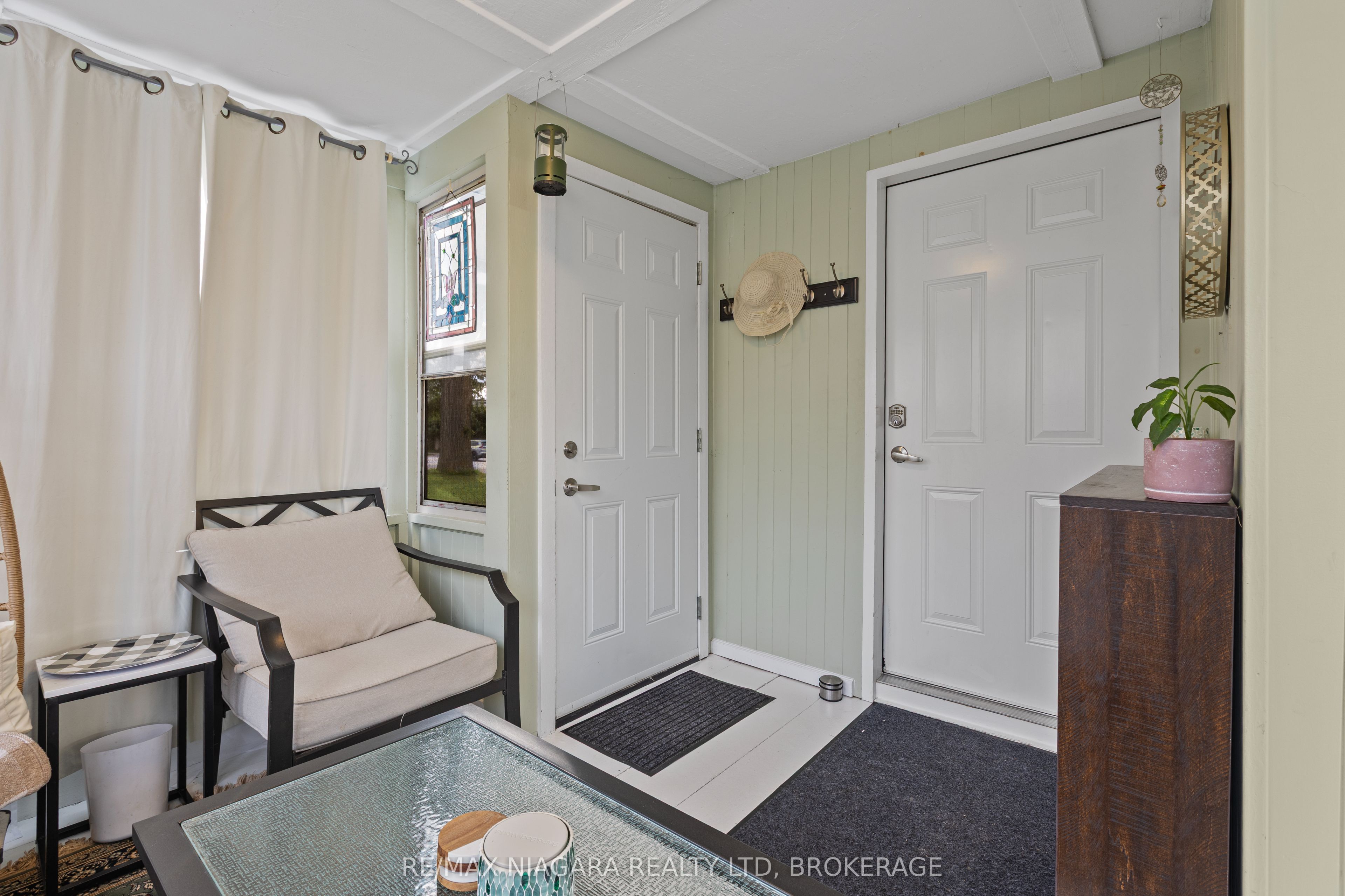 155 Broadway Street Property Photo 11