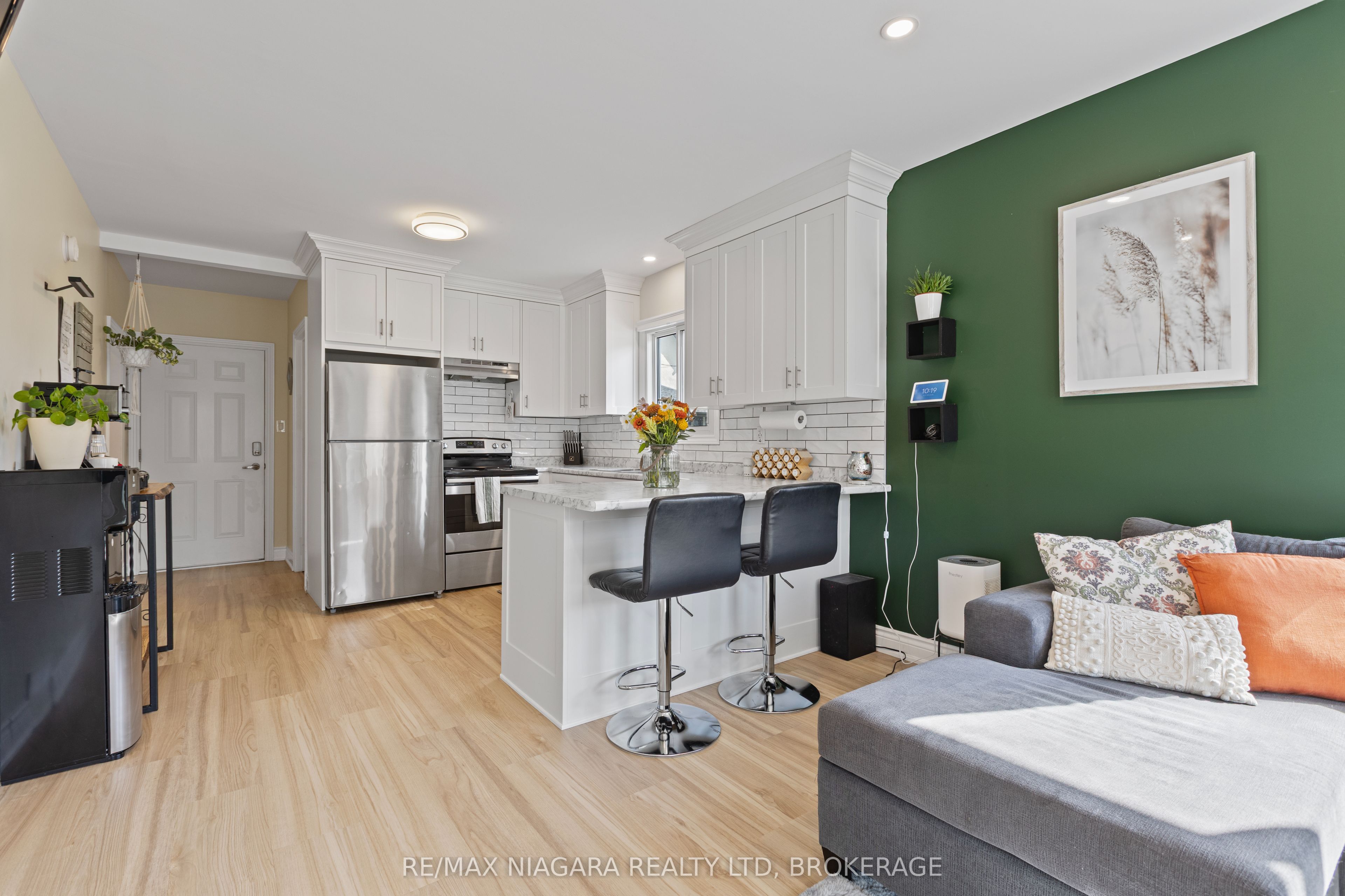 155 Broadway Street Property Photo 15