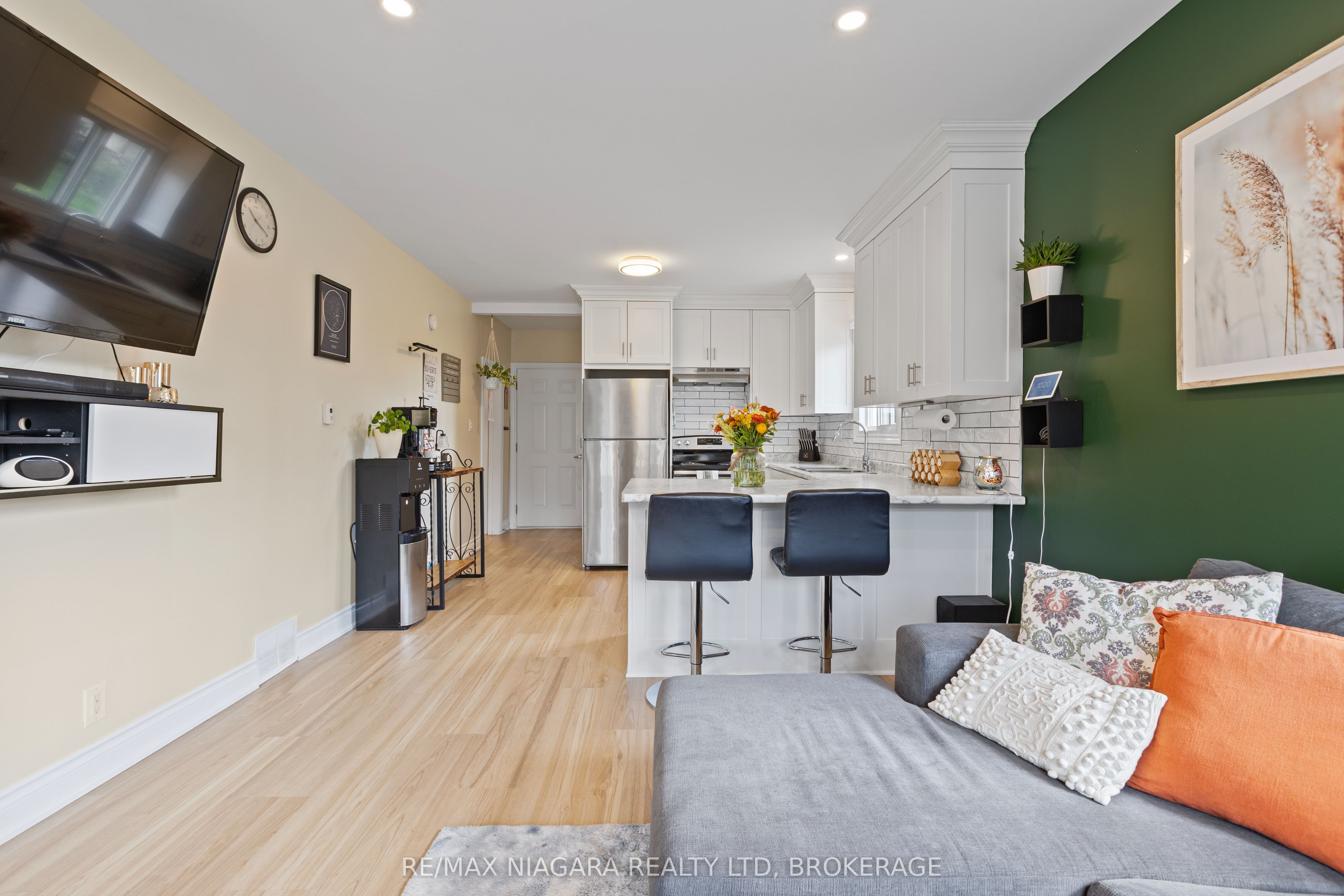 155 Broadway Street Property Photo 16