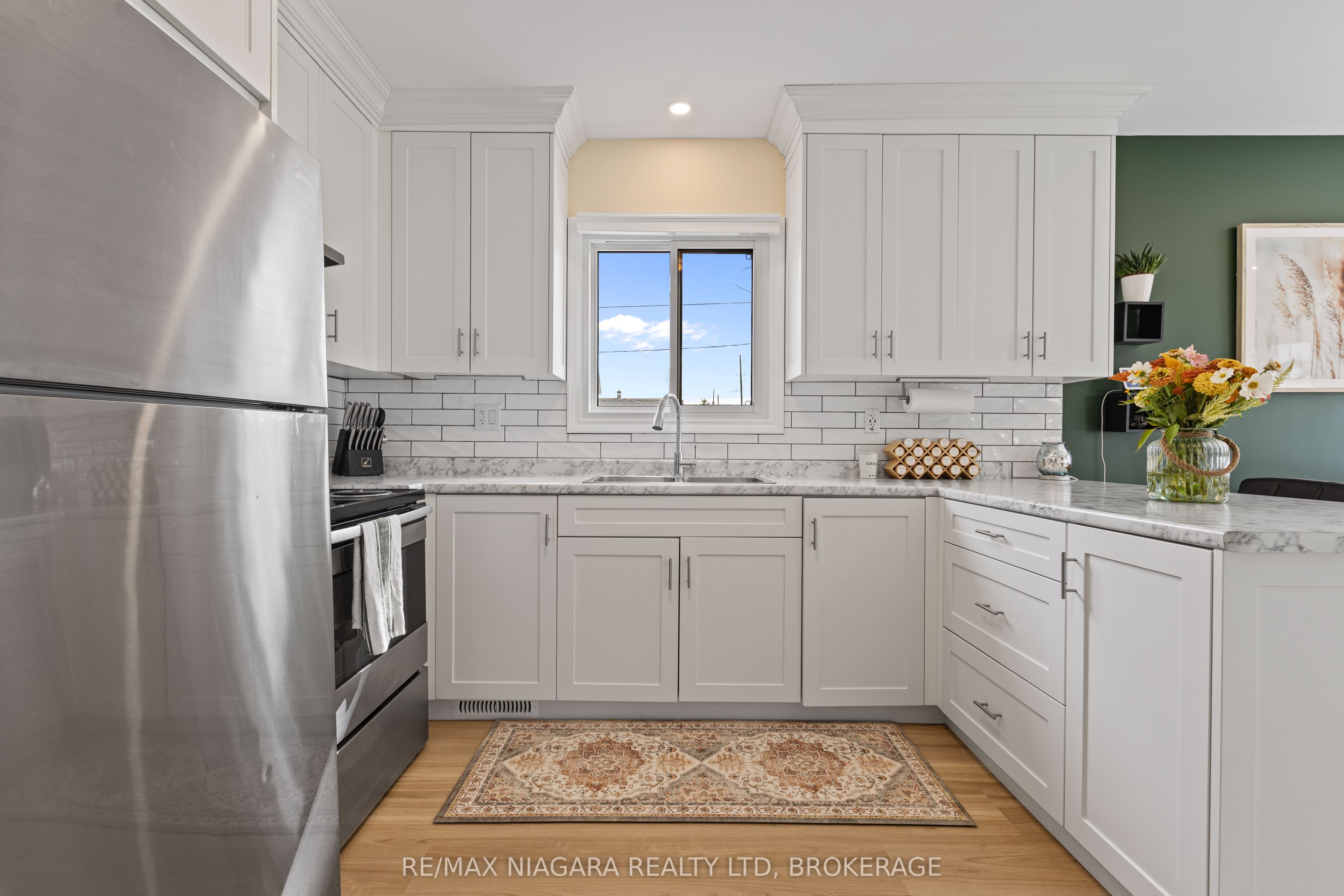 155 Broadway Street Property Photo 17