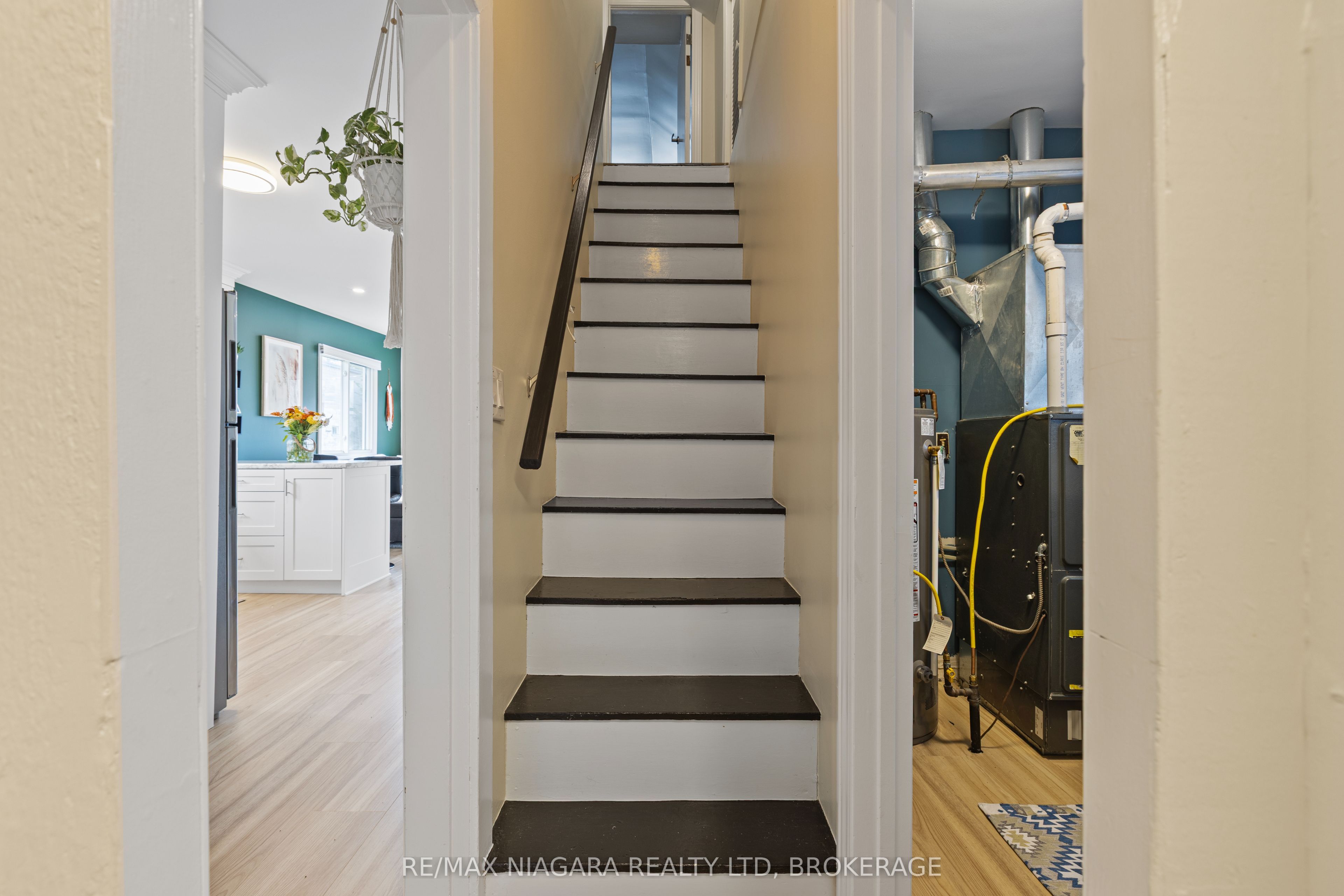 155 Broadway Street Property Photo 24