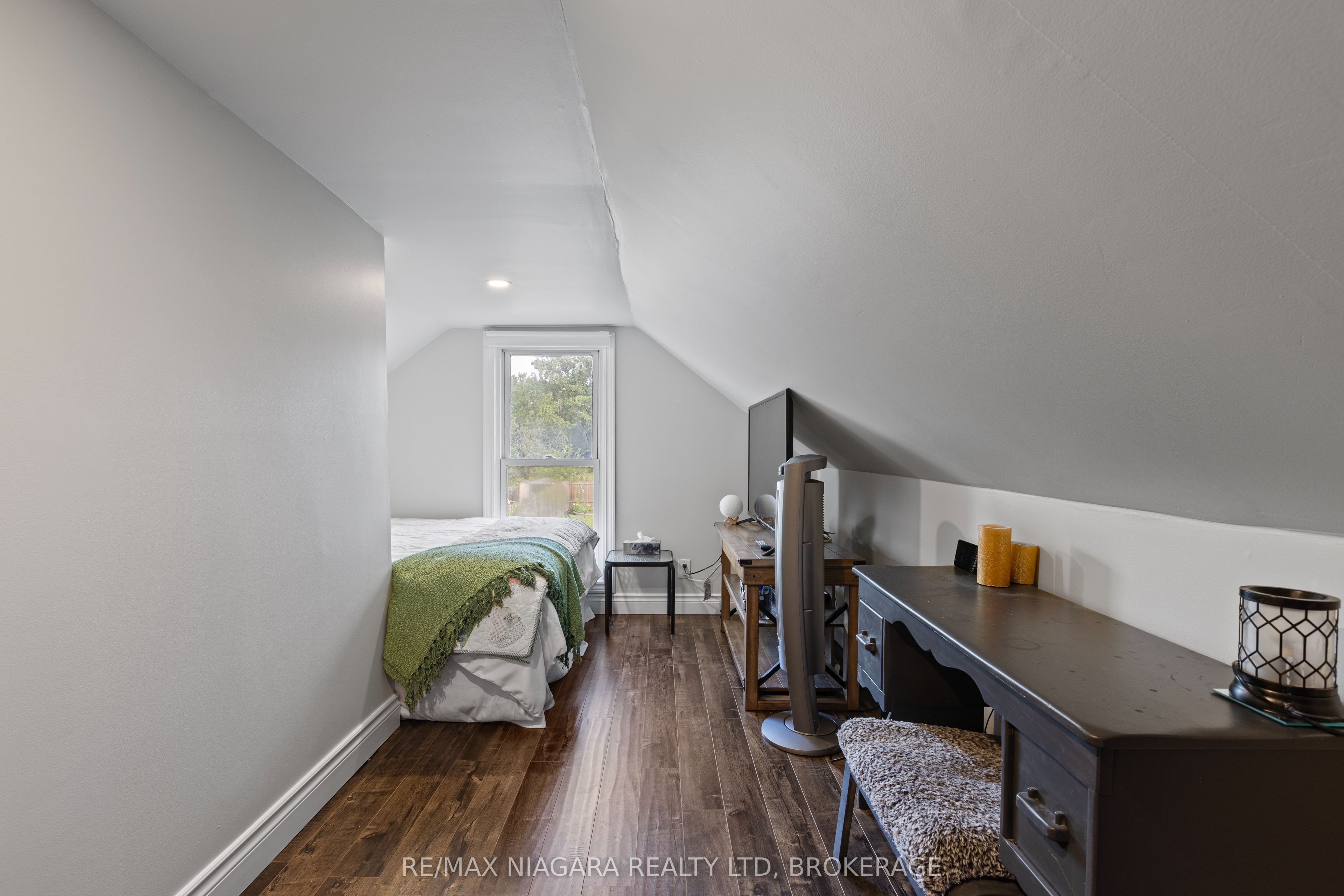 155 Broadway Street Property Photo 25
