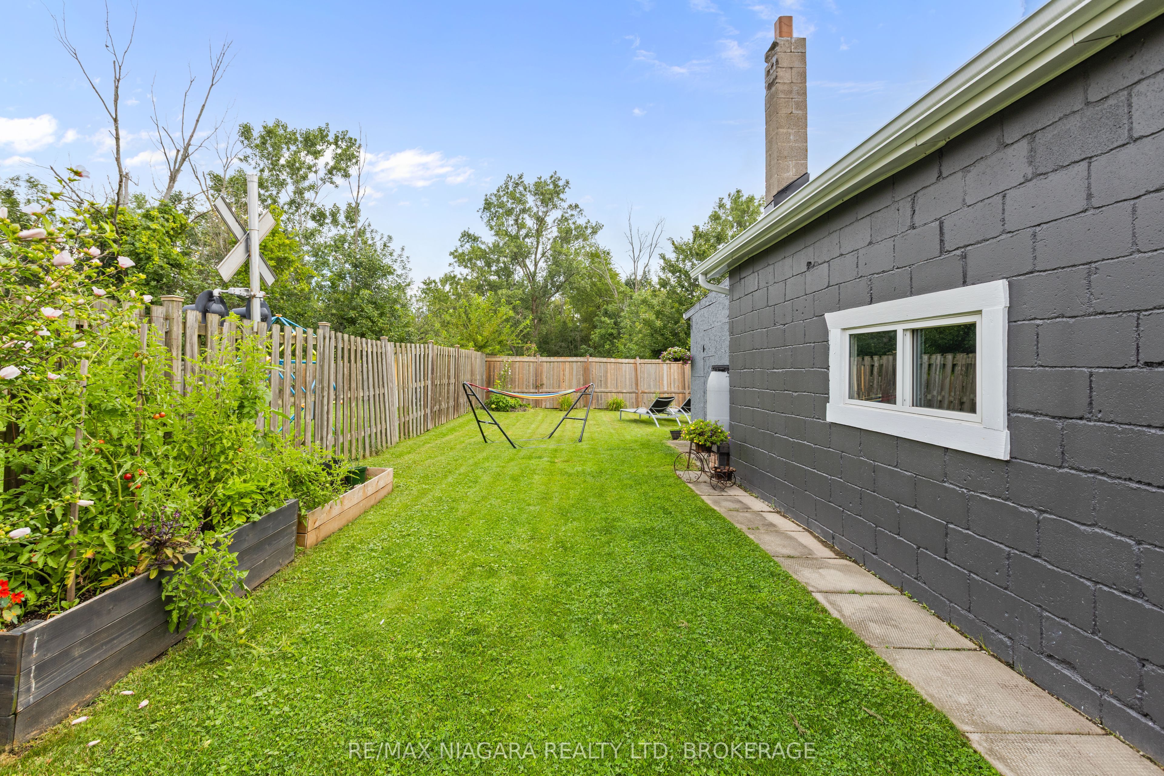 155 Broadway Street Property Photo 38