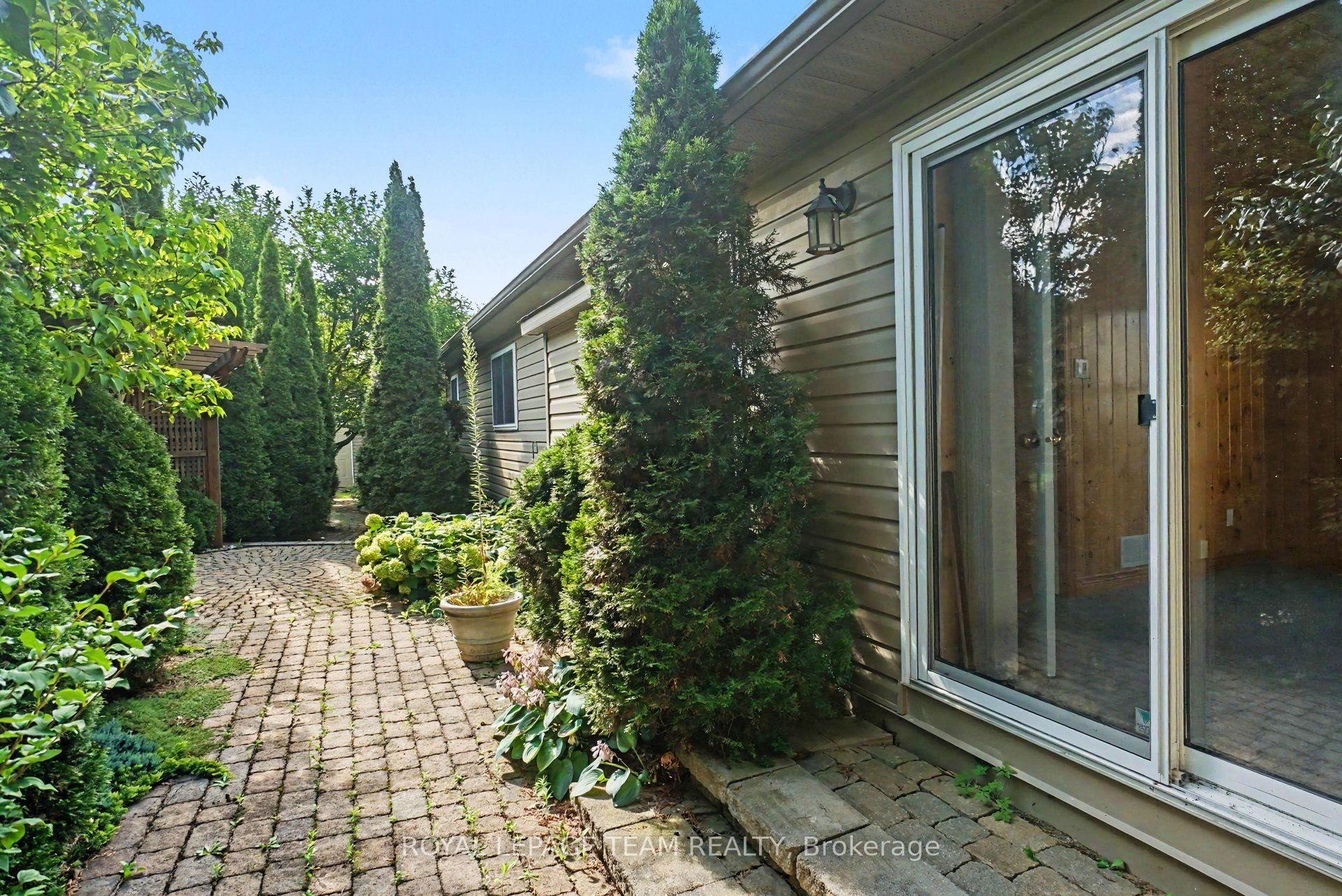 120 Vaughan Street Property Photo 39