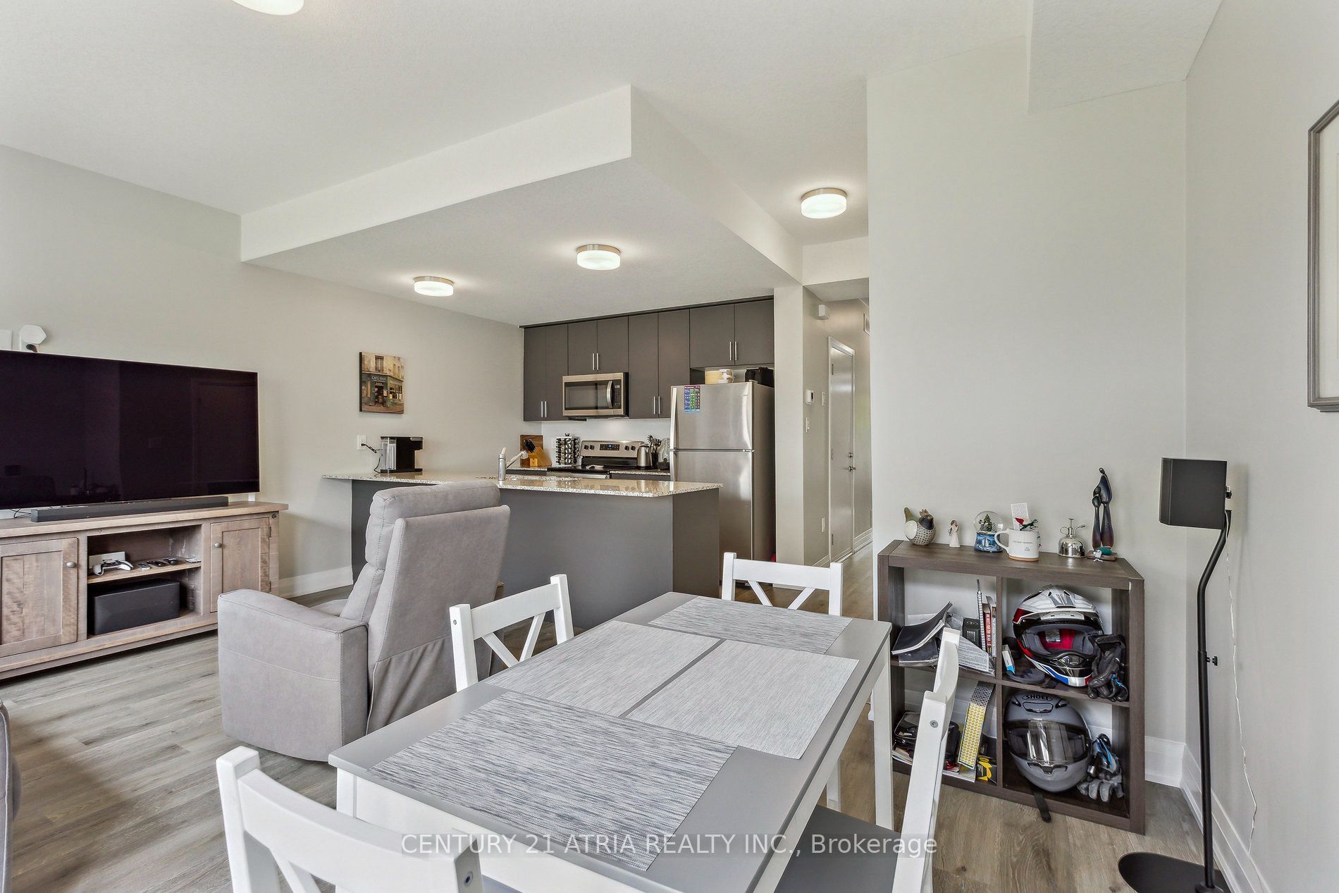 36 Steele Crescent Property Photo 22