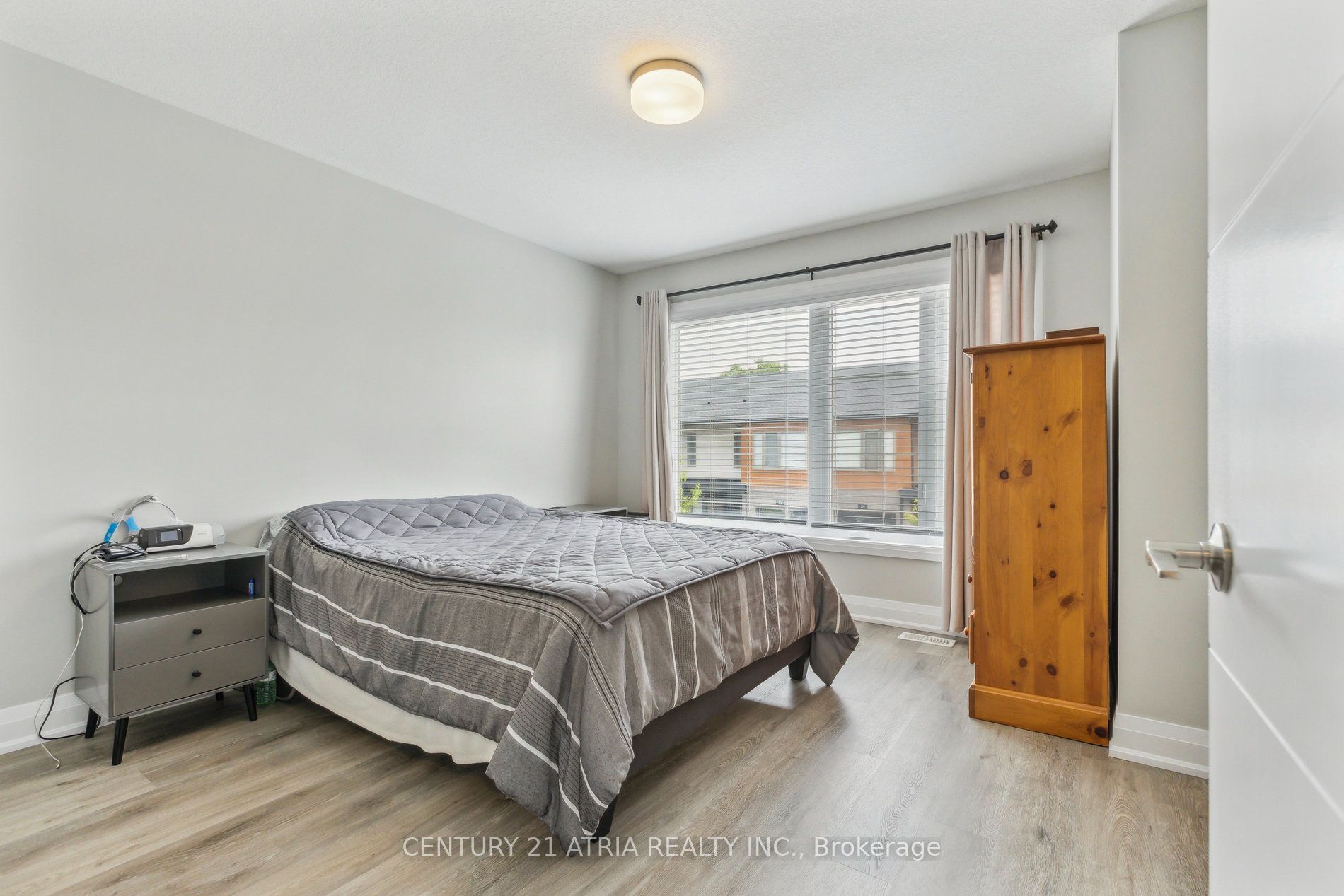 36 Steele Crescent Property Photo 25
