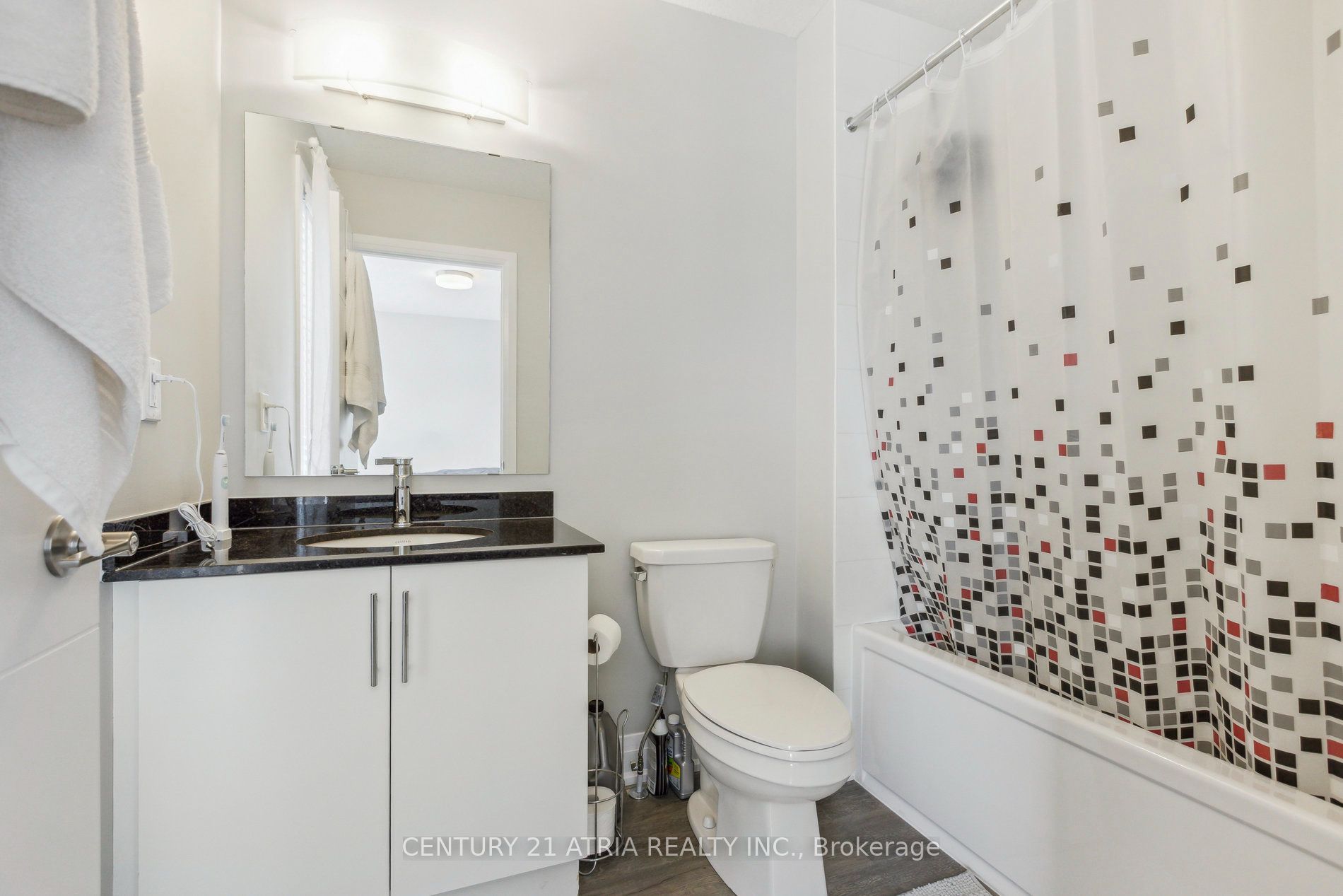 36 Steele Crescent Property Photo 28