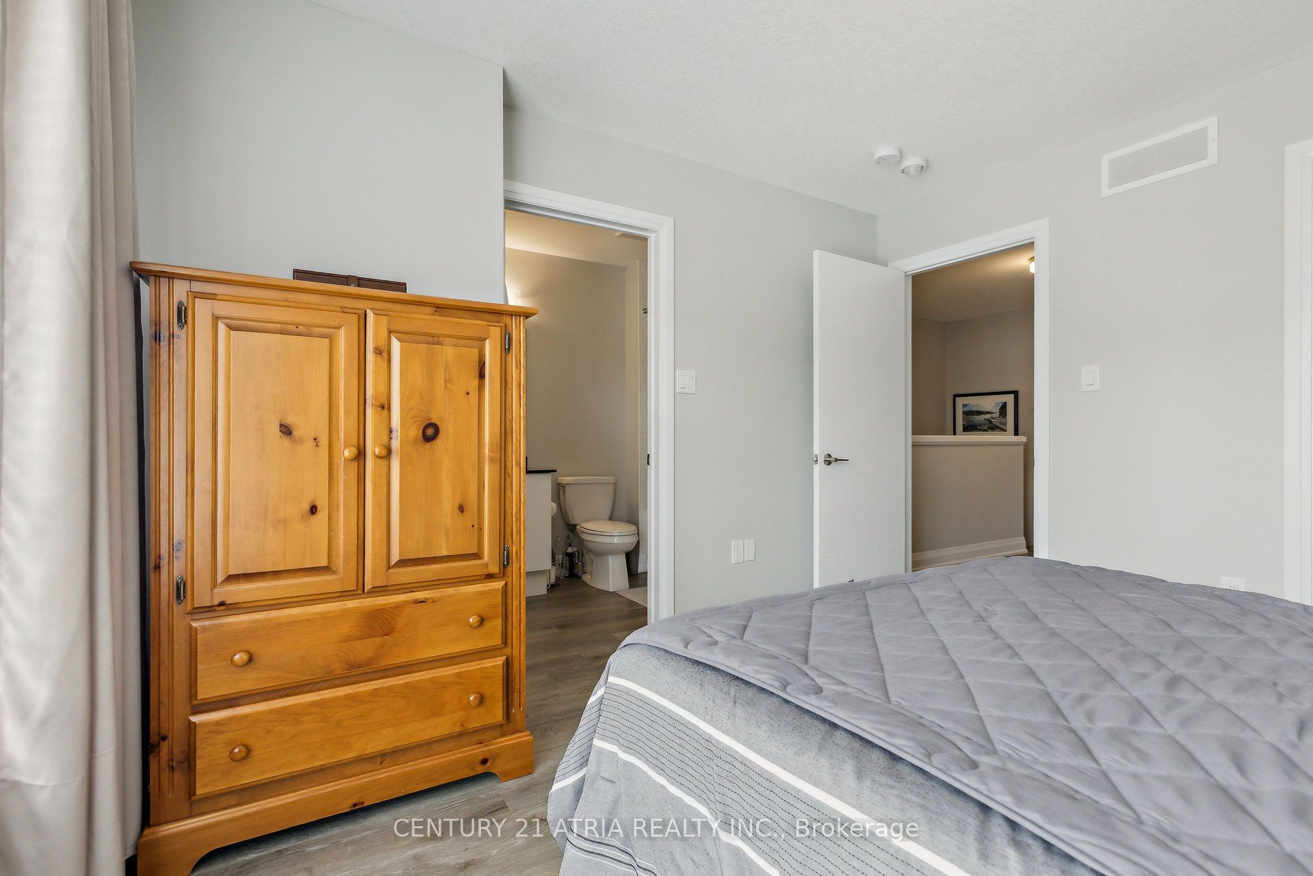 36 Steele Crescent Property Photo 29