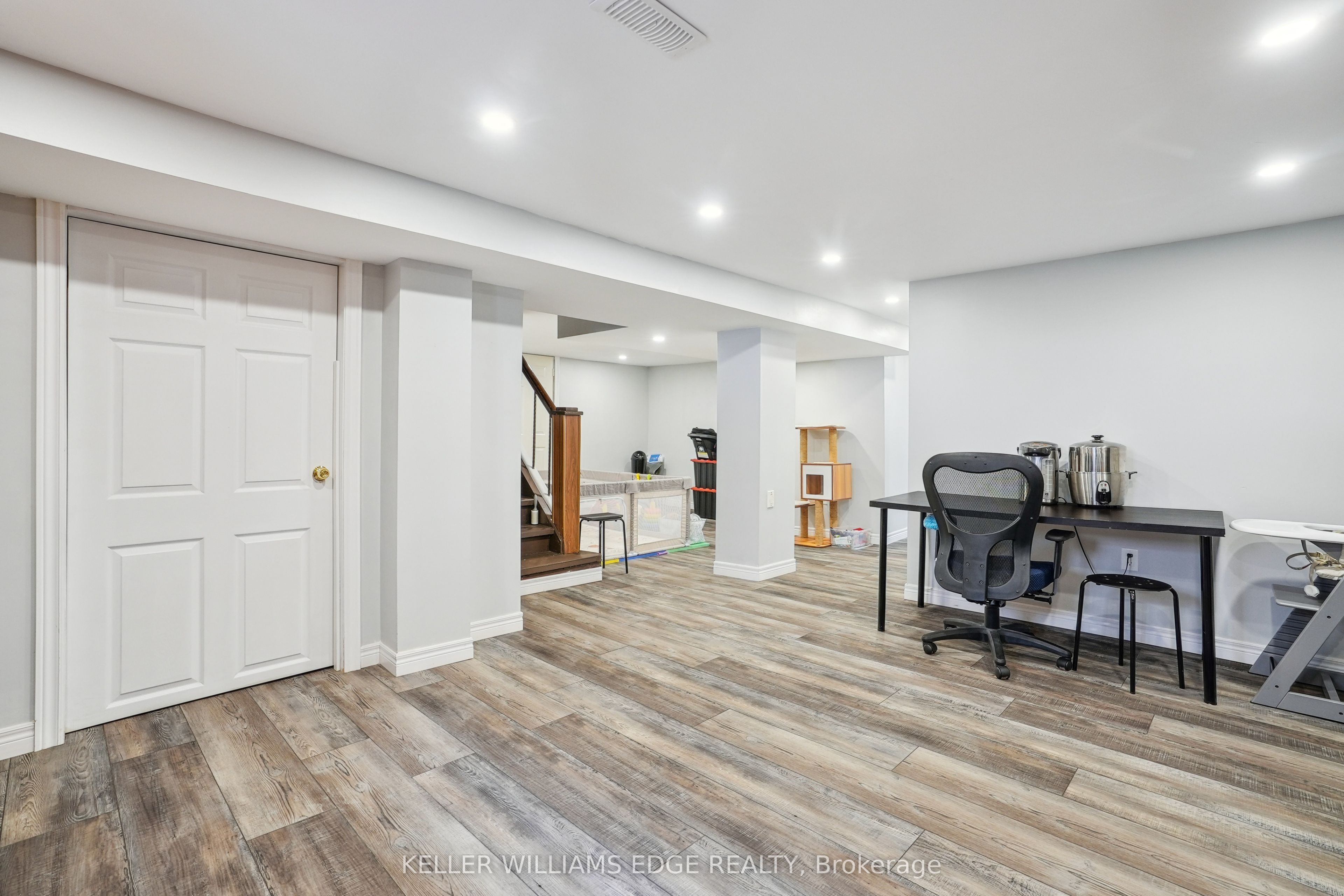 13 Beaucourt Place Lower Property Photo 11