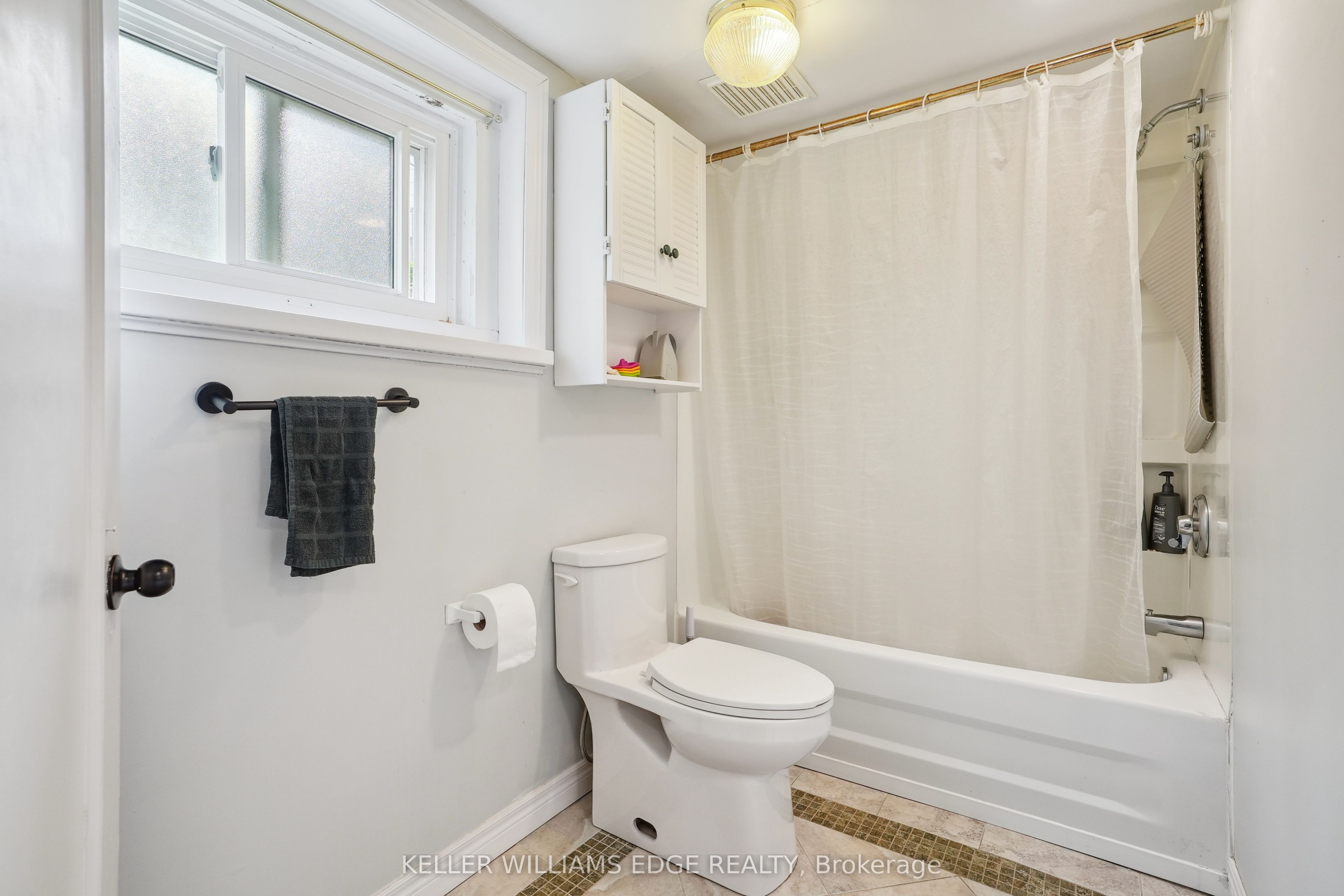 13 Beaucourt Place Lower Property Photo 15