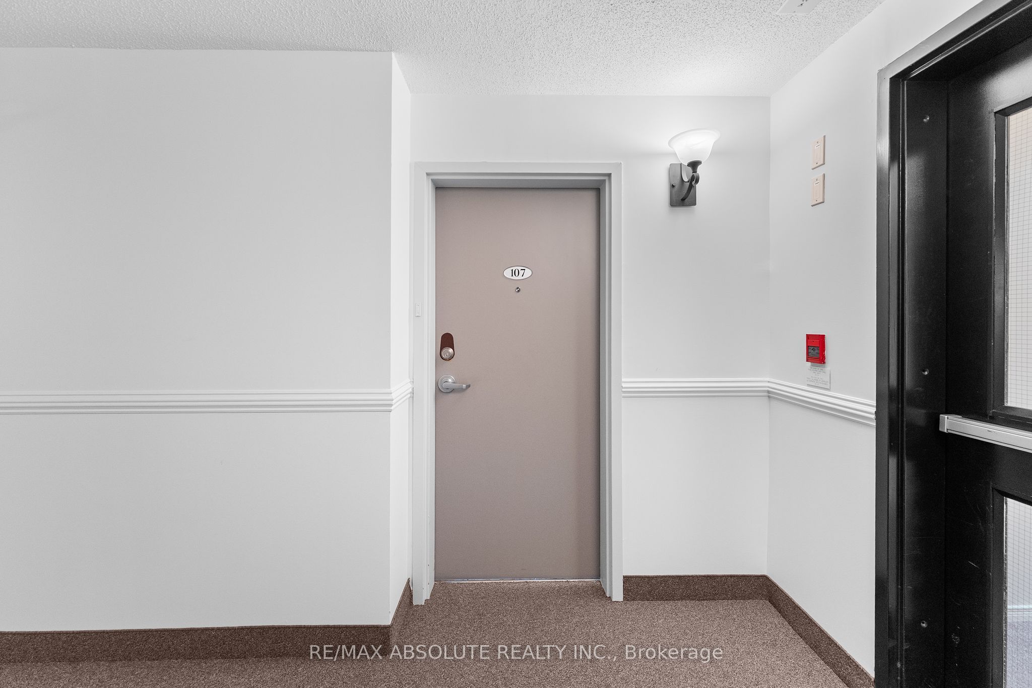 16 Sheffield Street 107 Property Photo 3