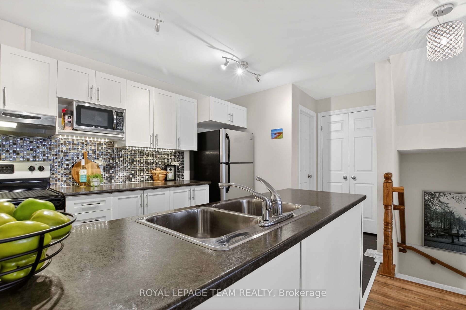 130a Lindenshade Drive Property Photo 12