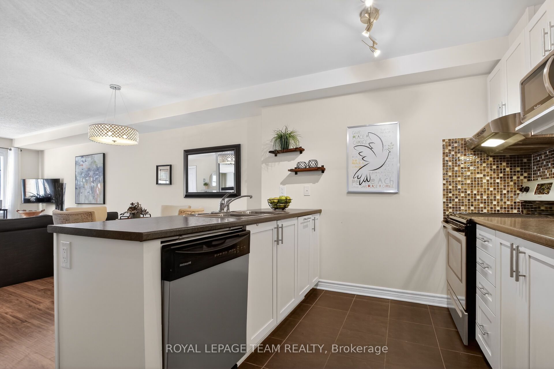 130a Lindenshade Drive Property Photo 16