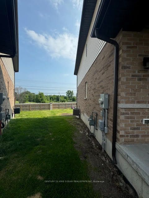 5 Ledgerock Court Property Photo 3