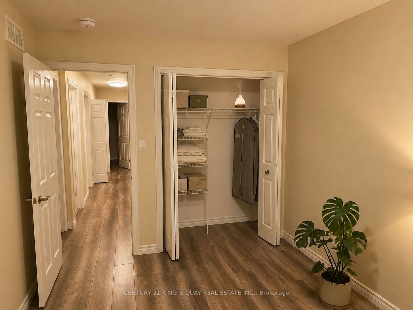 5 Ledgerock Court Property Photo 8
