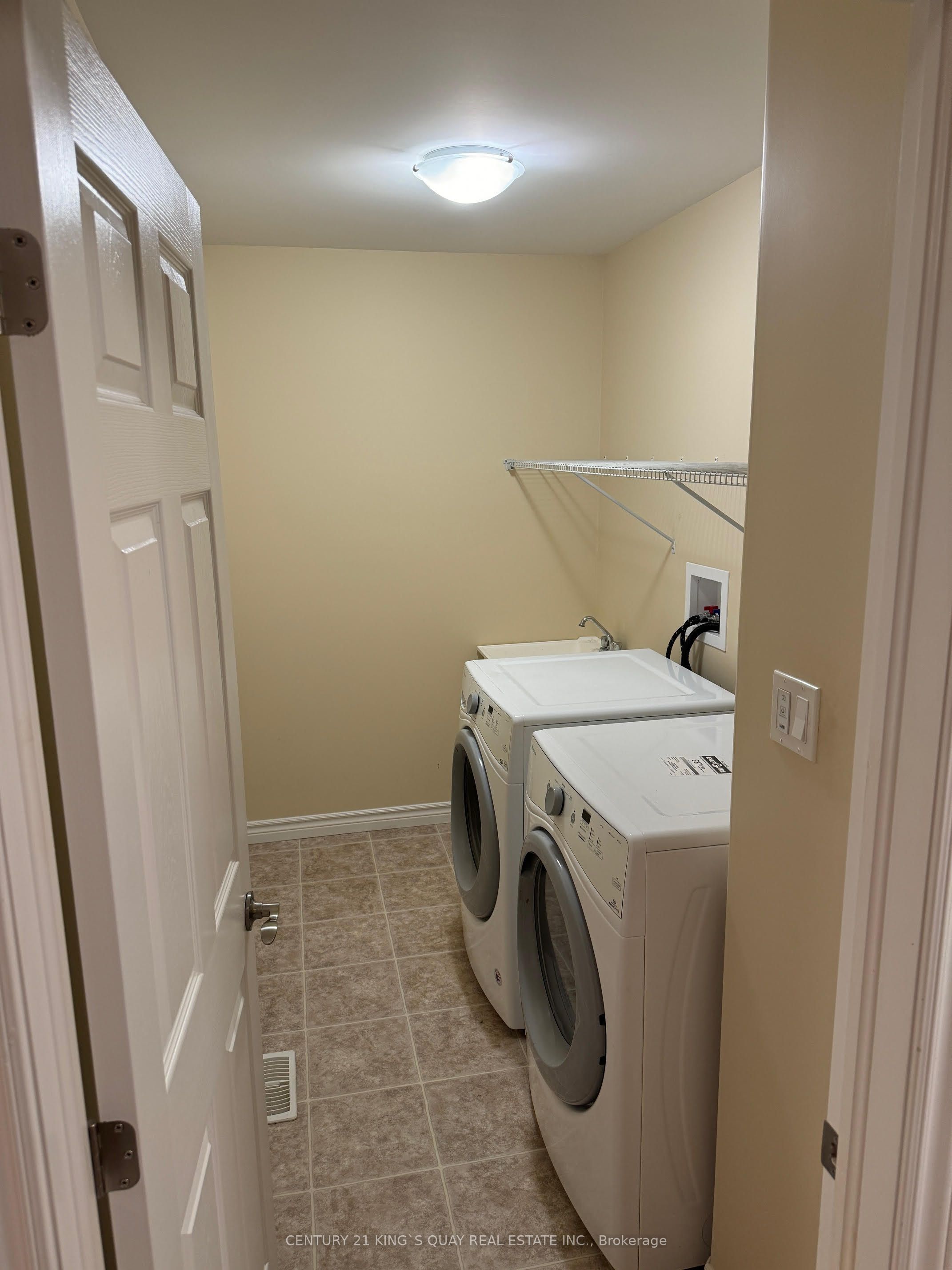 5 Ledgerock Court Property Photo 21