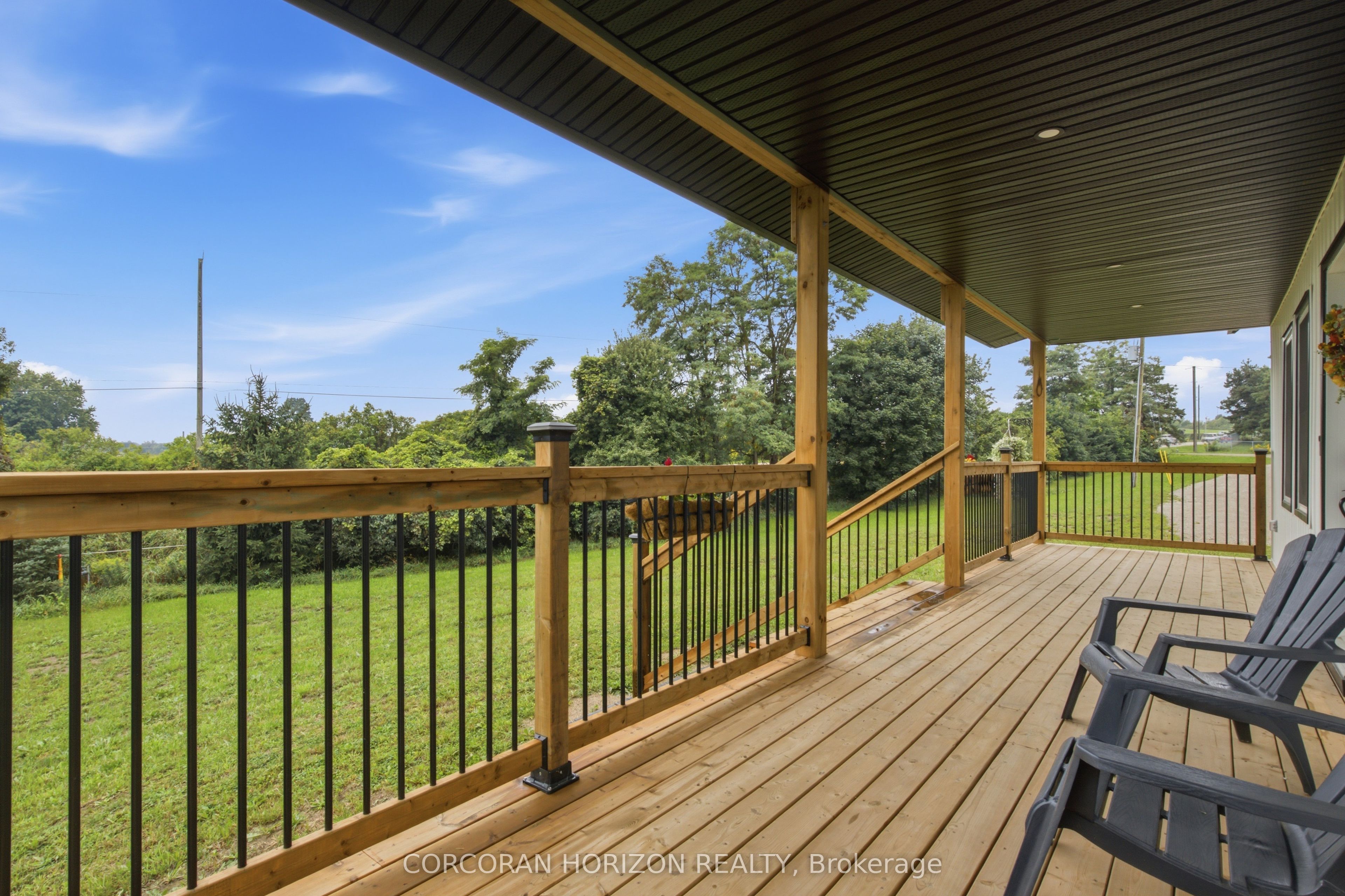1238 Snyder's Road E Property Photo 7