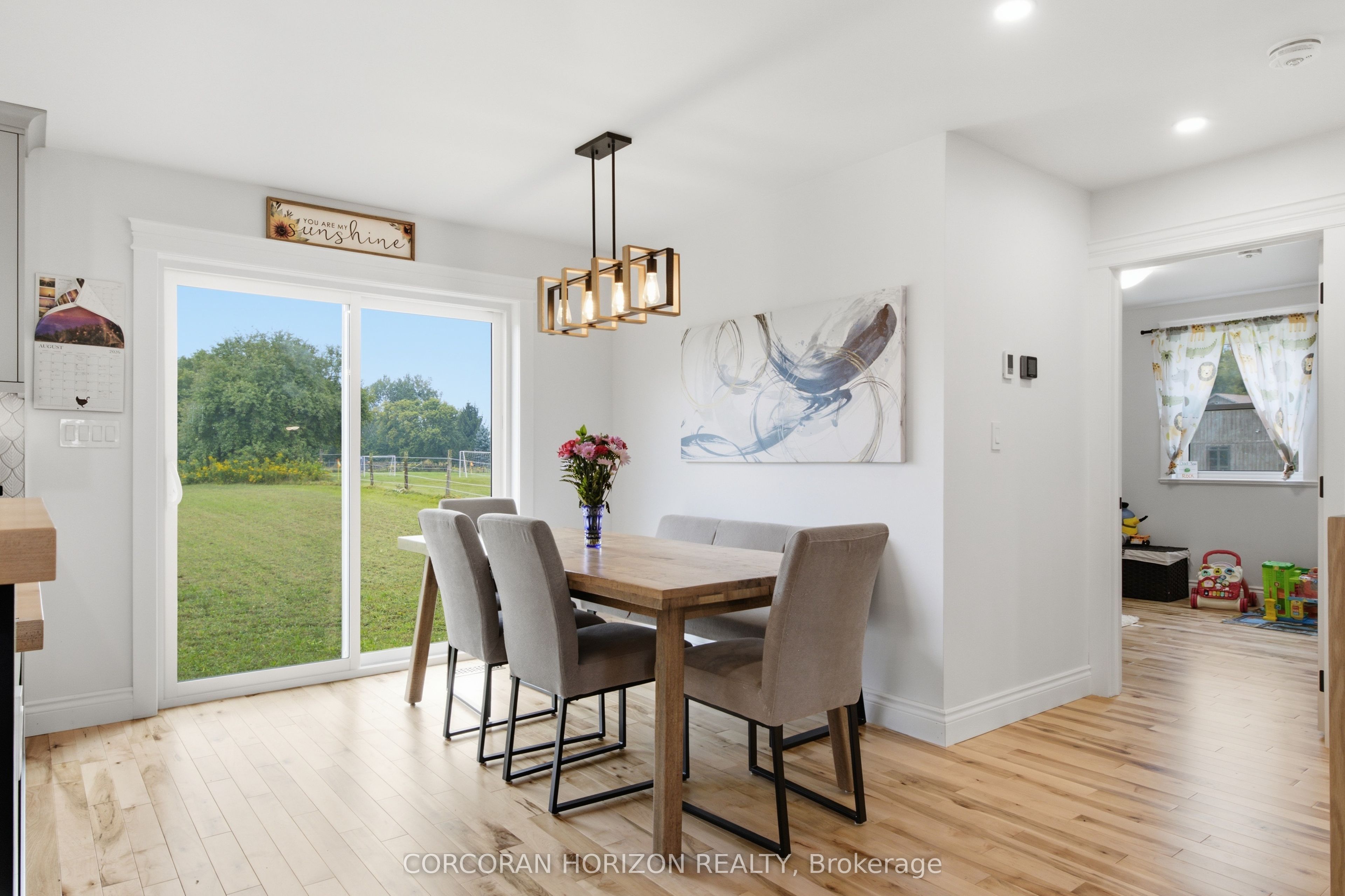 1238 Snyder's Road E Property Photo 16