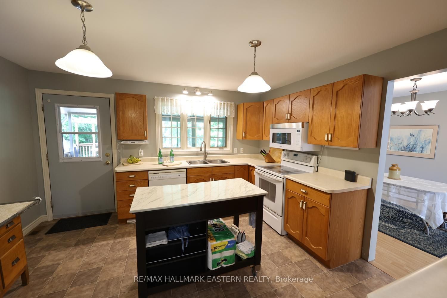 965 Crowe River Road Property Photo 11