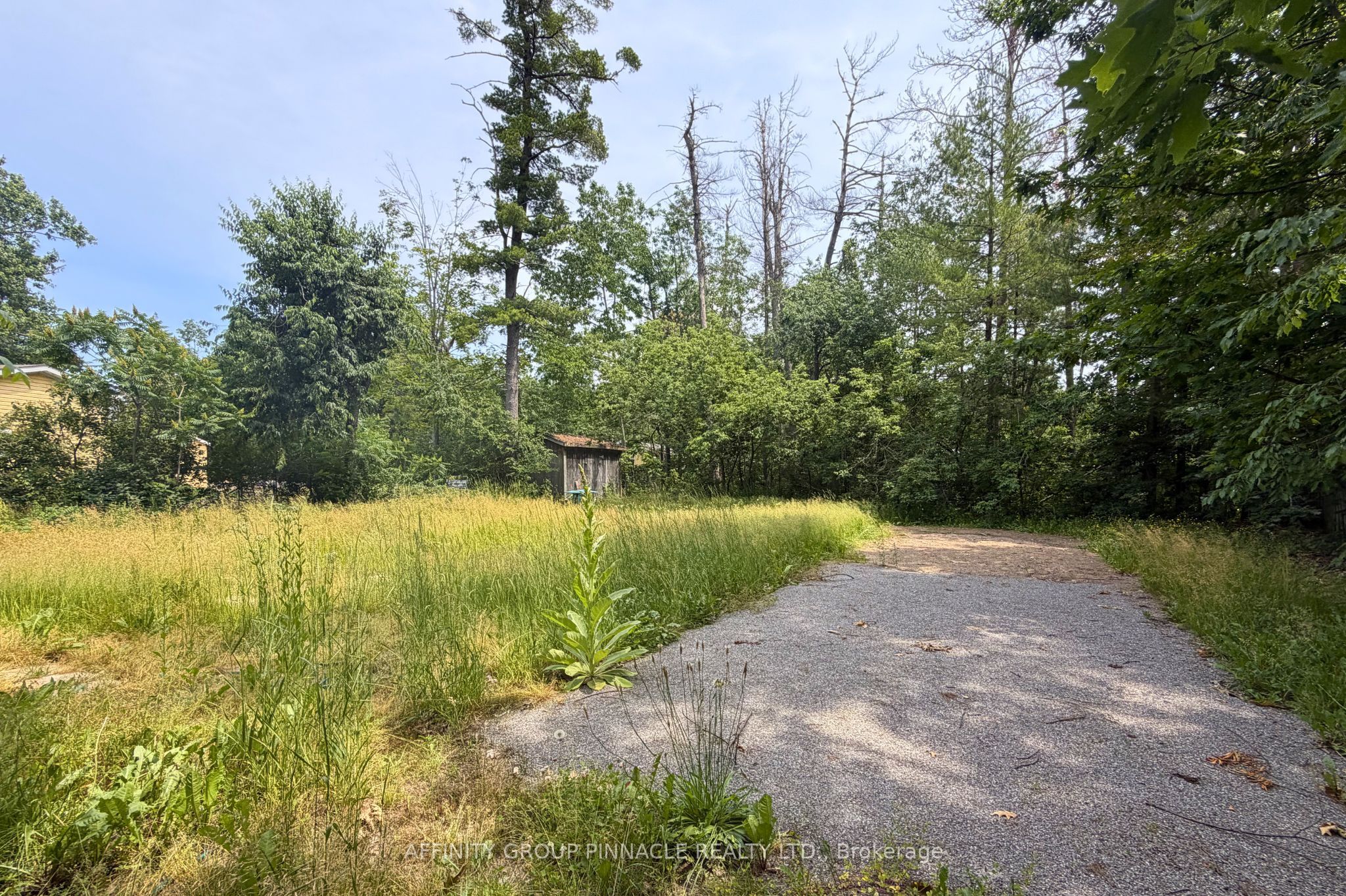 2 Oakwood Drive Property Photo 3