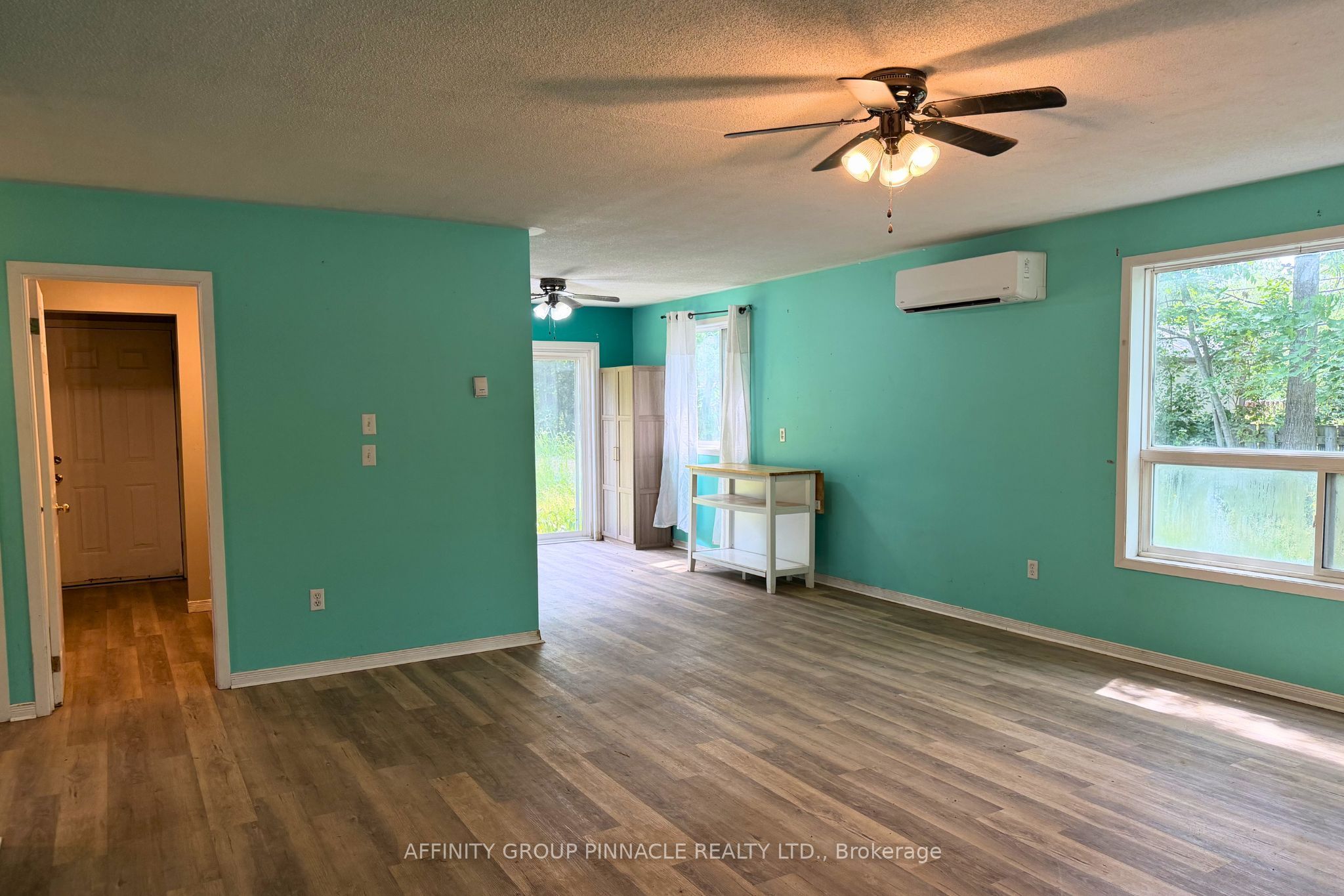 2 Oakwood Drive Property Photo 5