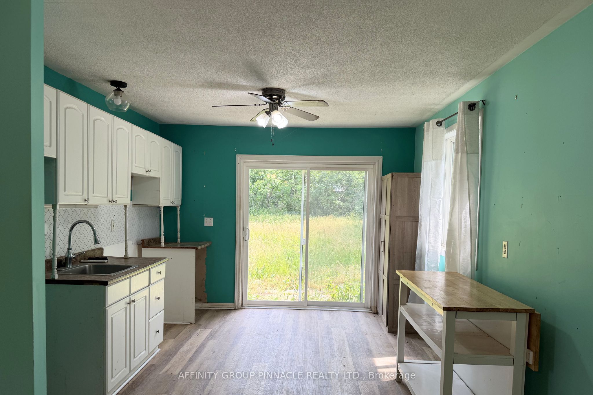 2 Oakwood Drive Property Photo 7