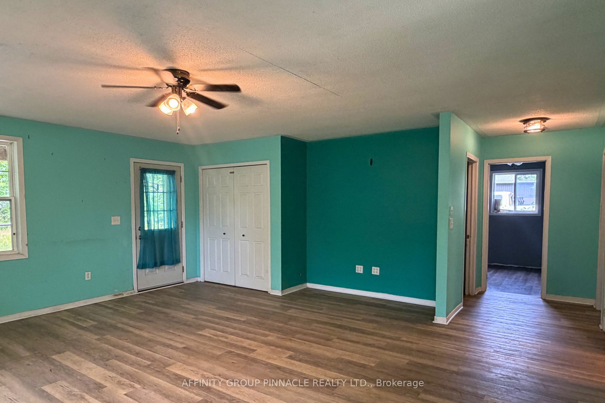 2 Oakwood Drive Property Photo 9