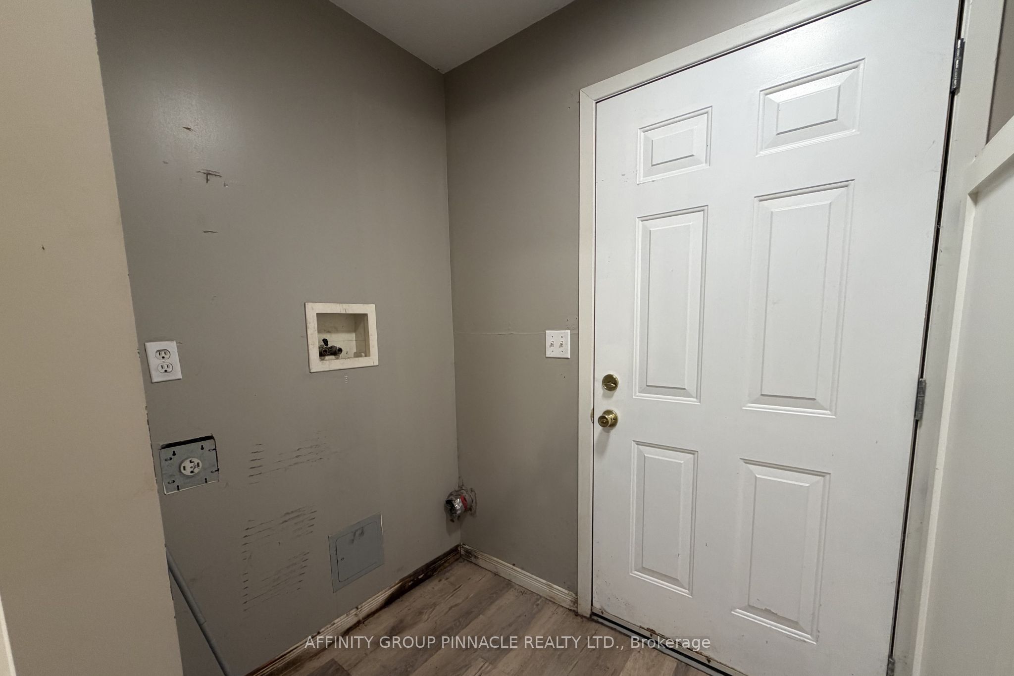 2 Oakwood Drive Property Photo 11