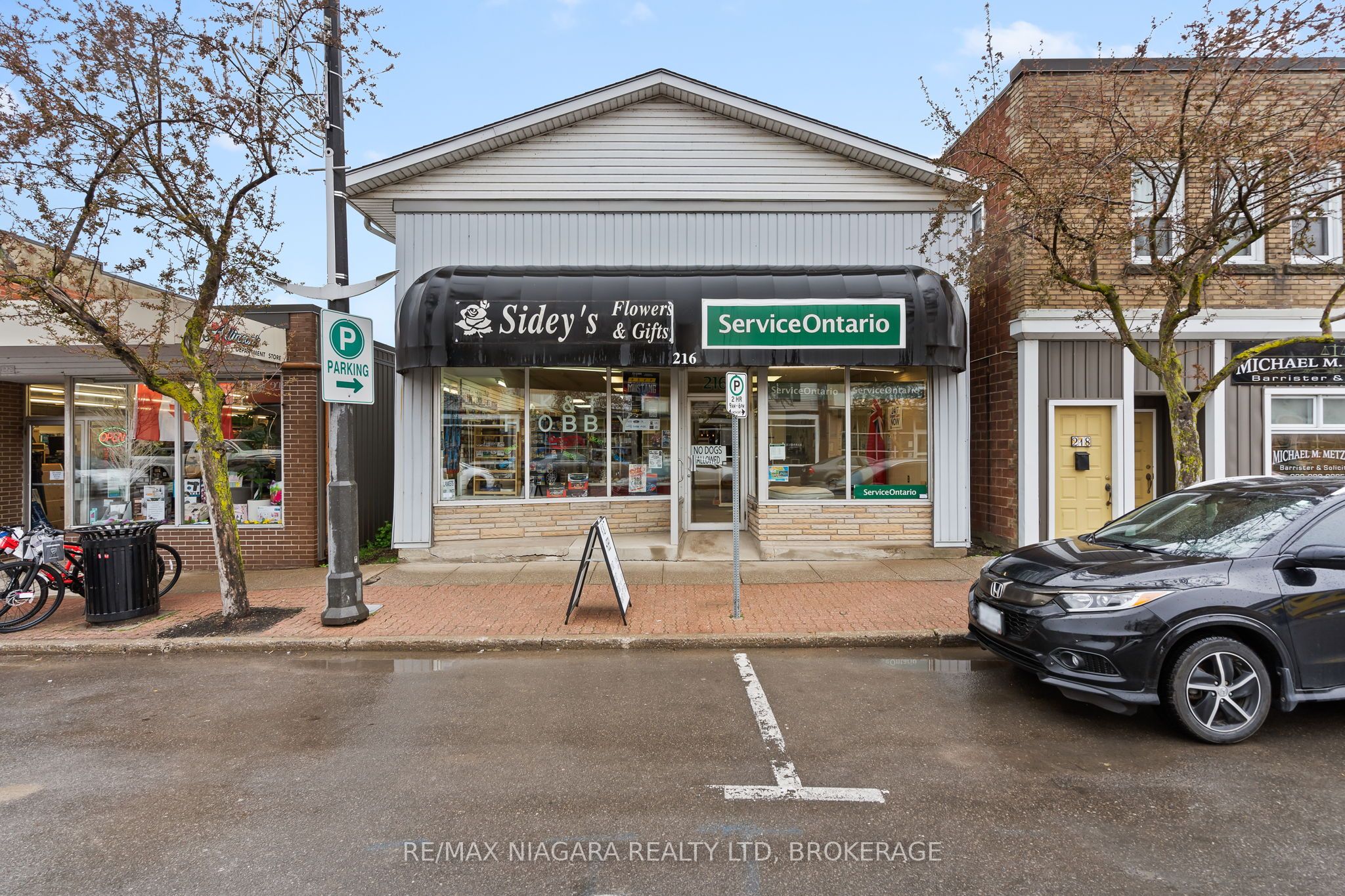 216 King Street Property Photo 2