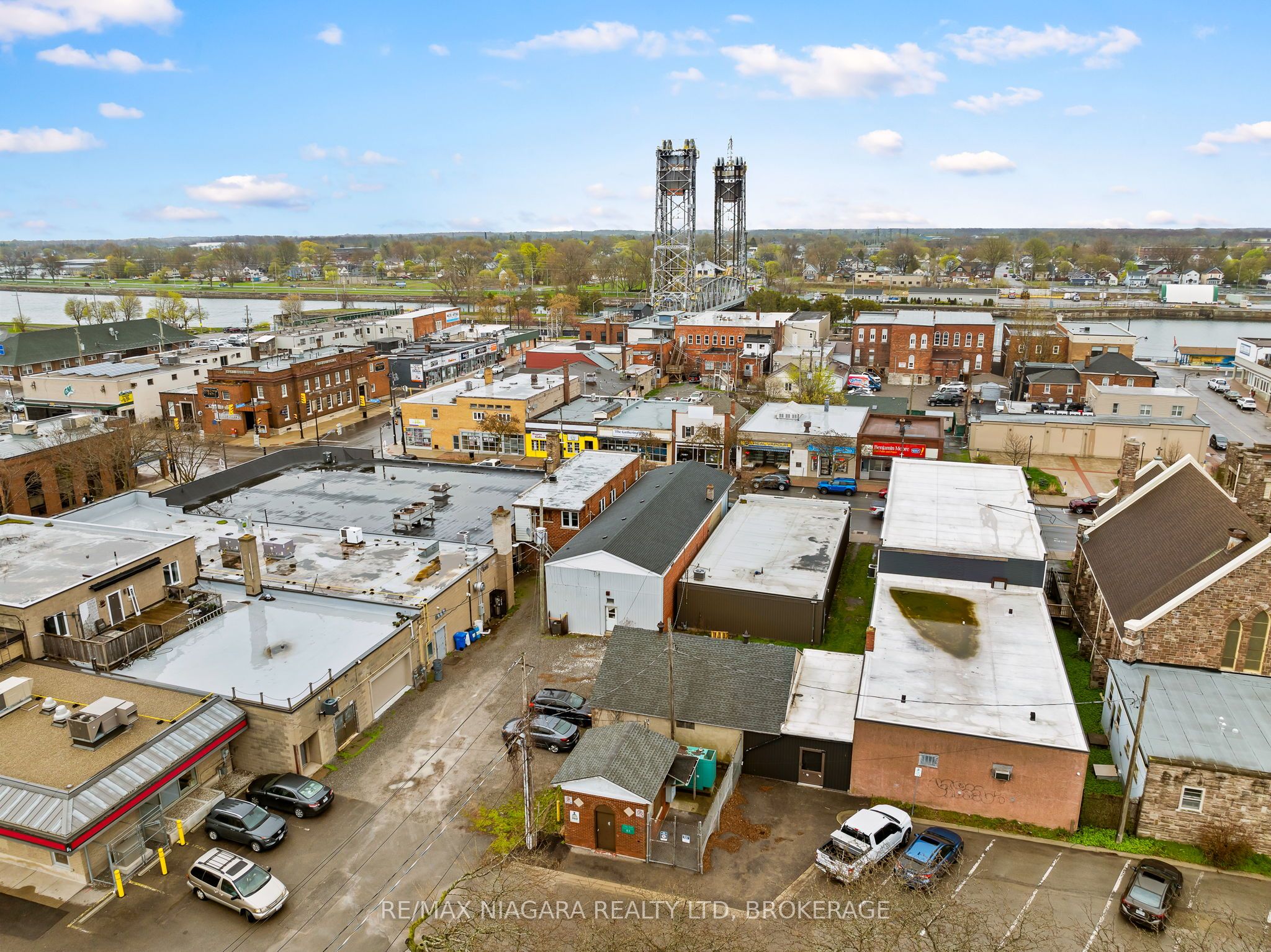 216 King Street Property Photo 18