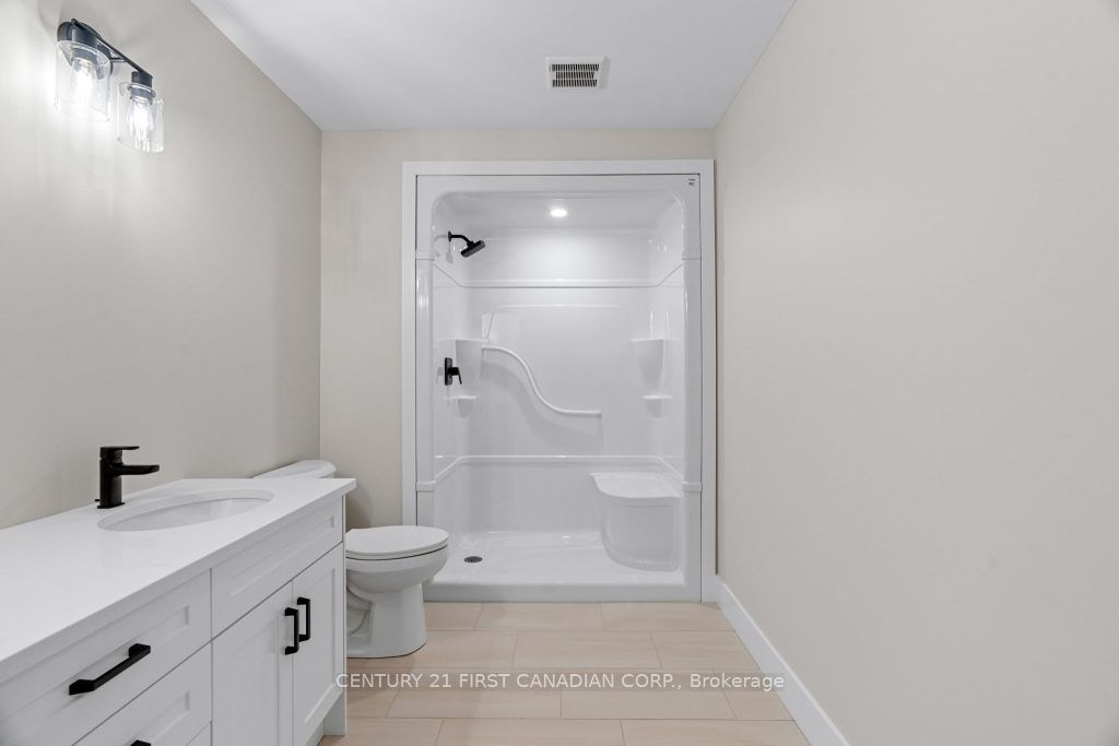 91 Victoria Avenue E Property Photo 22