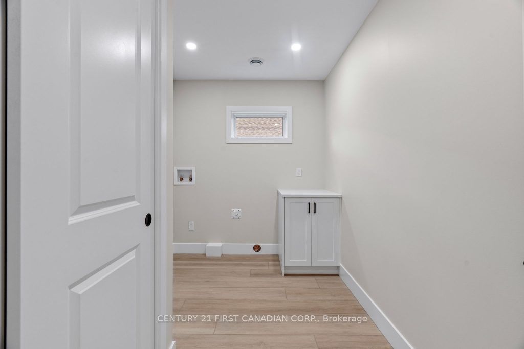 91 Victoria Avenue E Property Photo 23