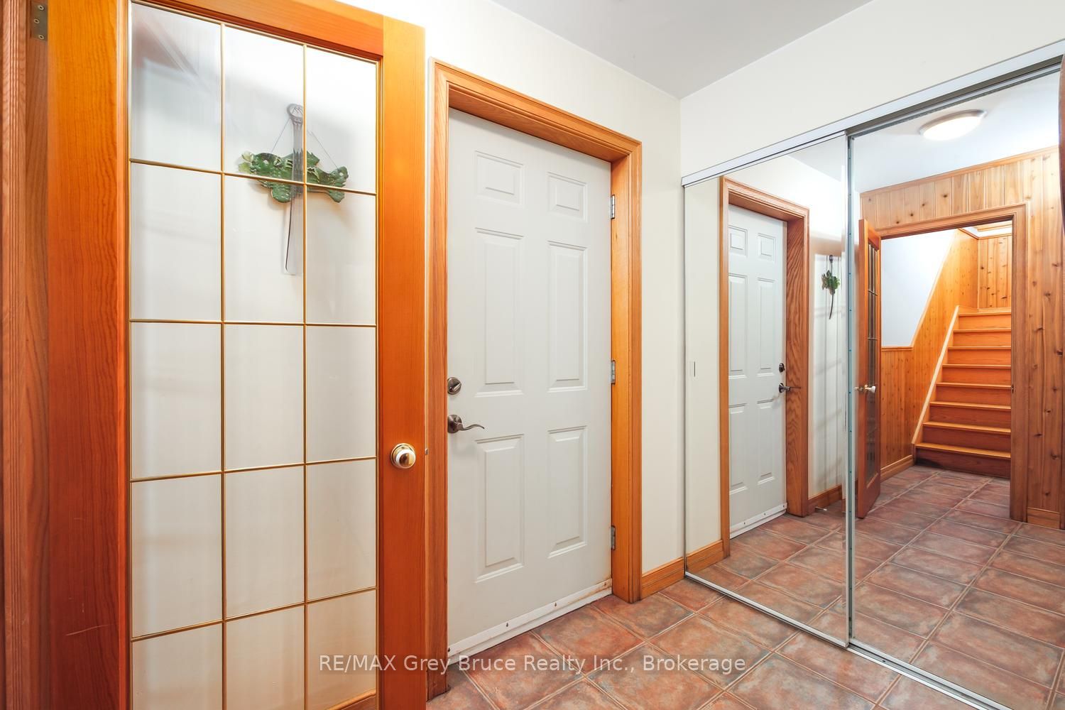 68 Bayshore Avenue S Property Photo 19